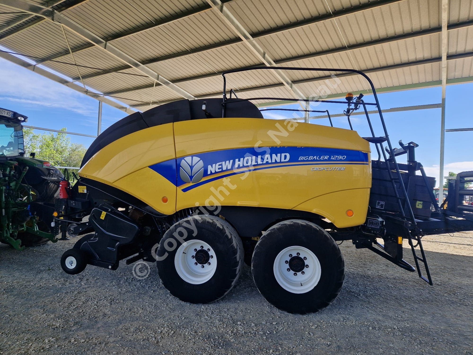 NEW HOLLAND BB1290 CROP CUTTER
