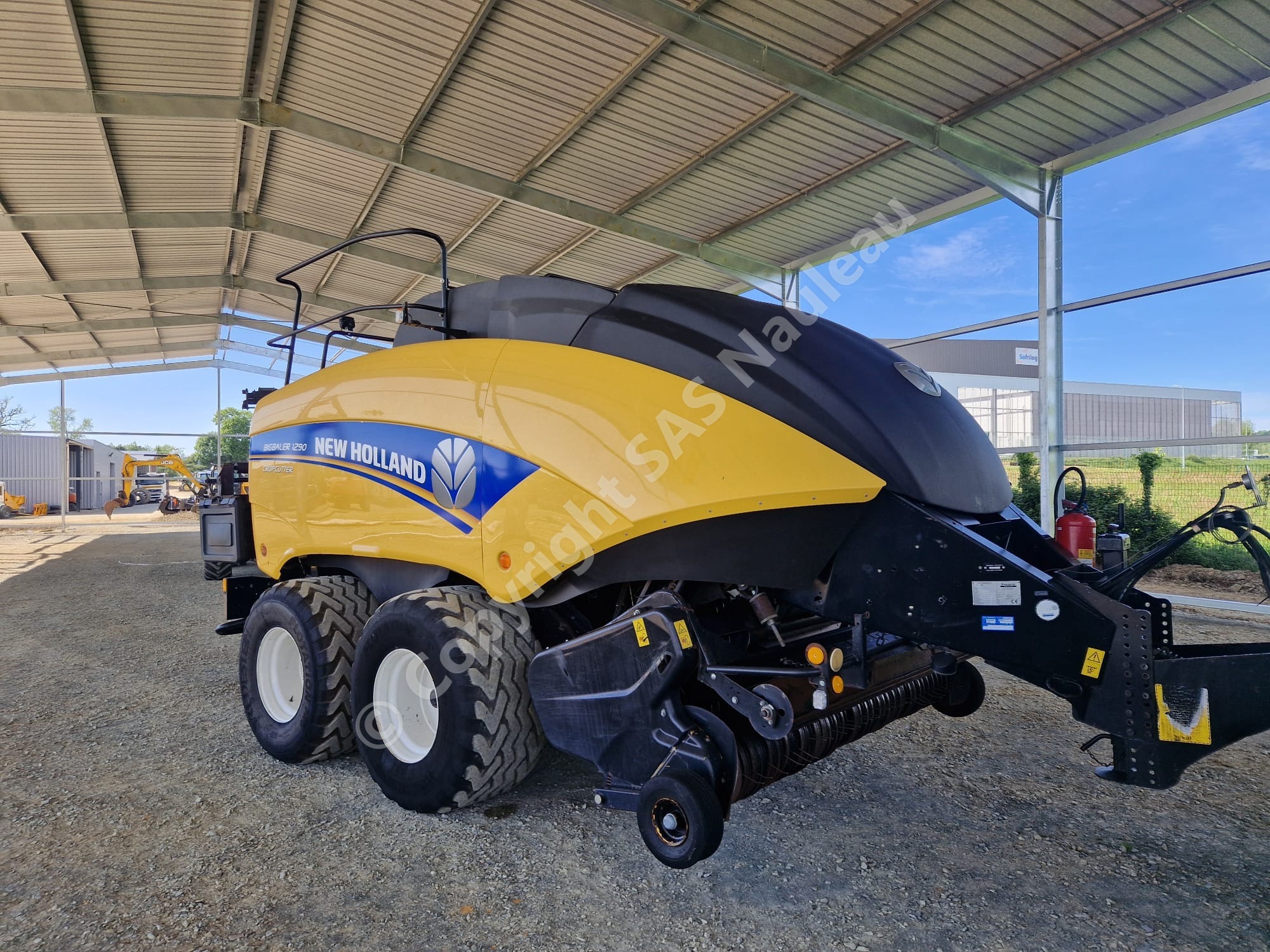 NEW HOLLAND BB1290 CROP CUTTER