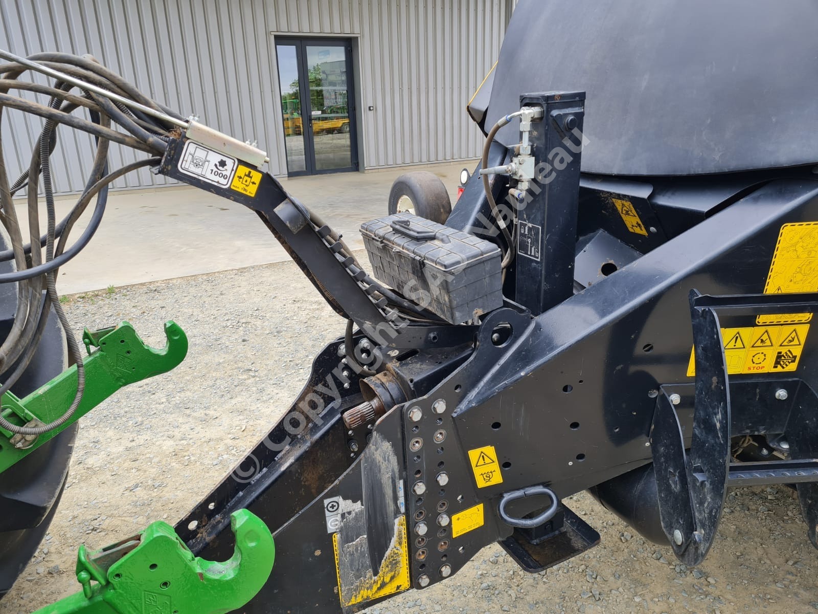NEW HOLLAND BB1290 PLUS