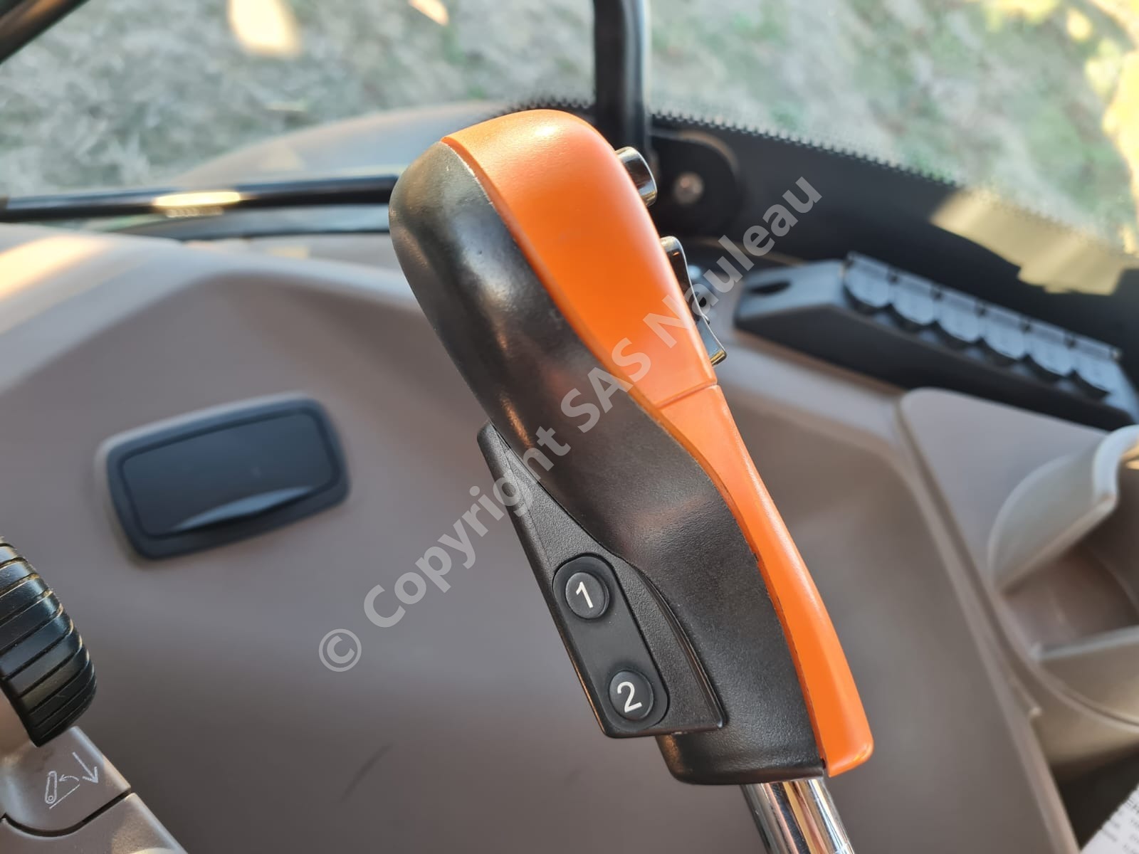 JOHN DEERE PULVERISATEUR TRAINE 732i