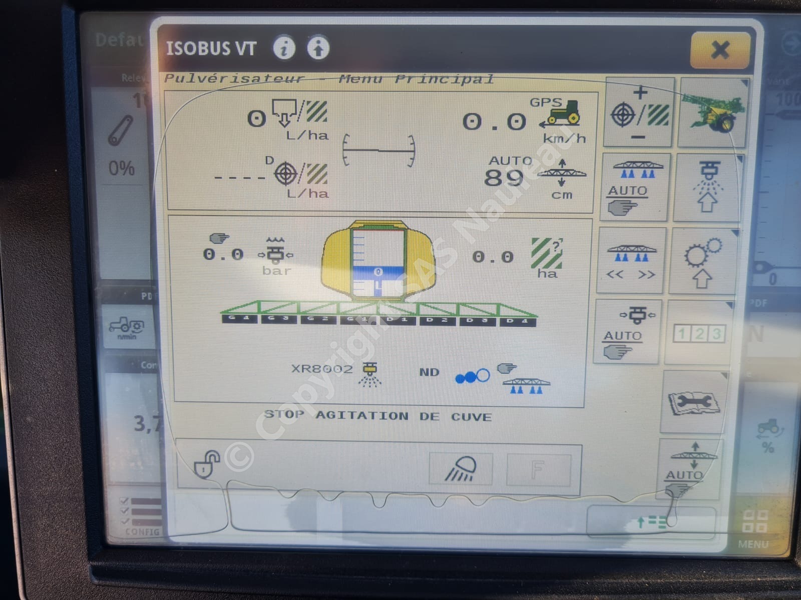 JOHN DEERE PULVERISATEUR TRAINE 732i