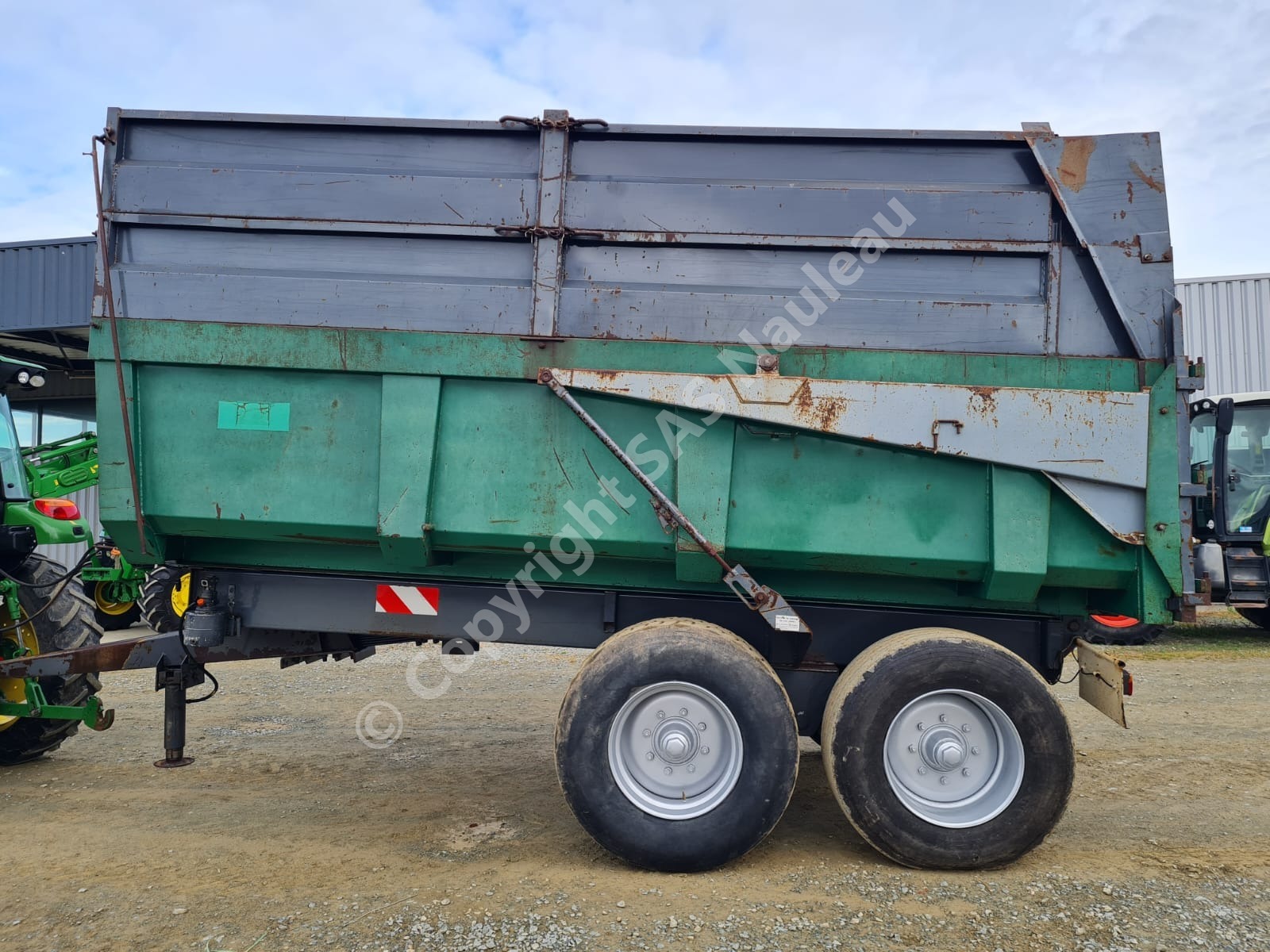 LAMBERT L12