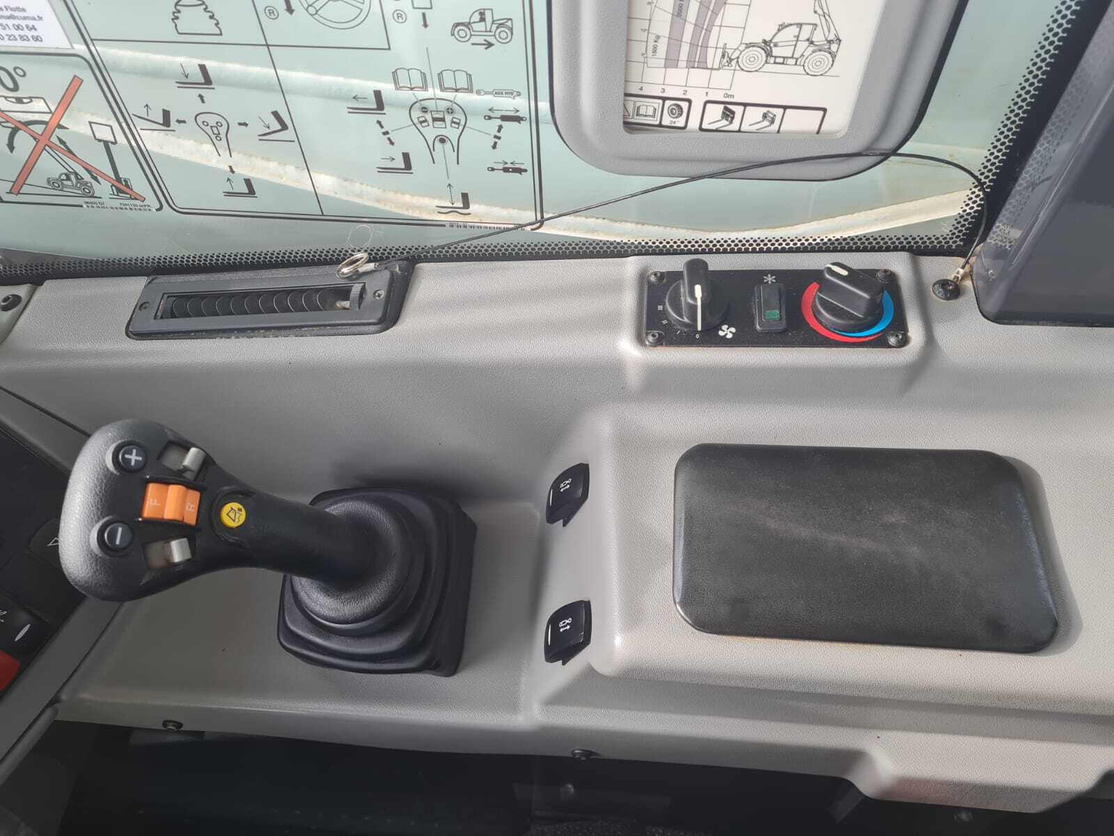 BOBCAT TH38.70HF AGRI