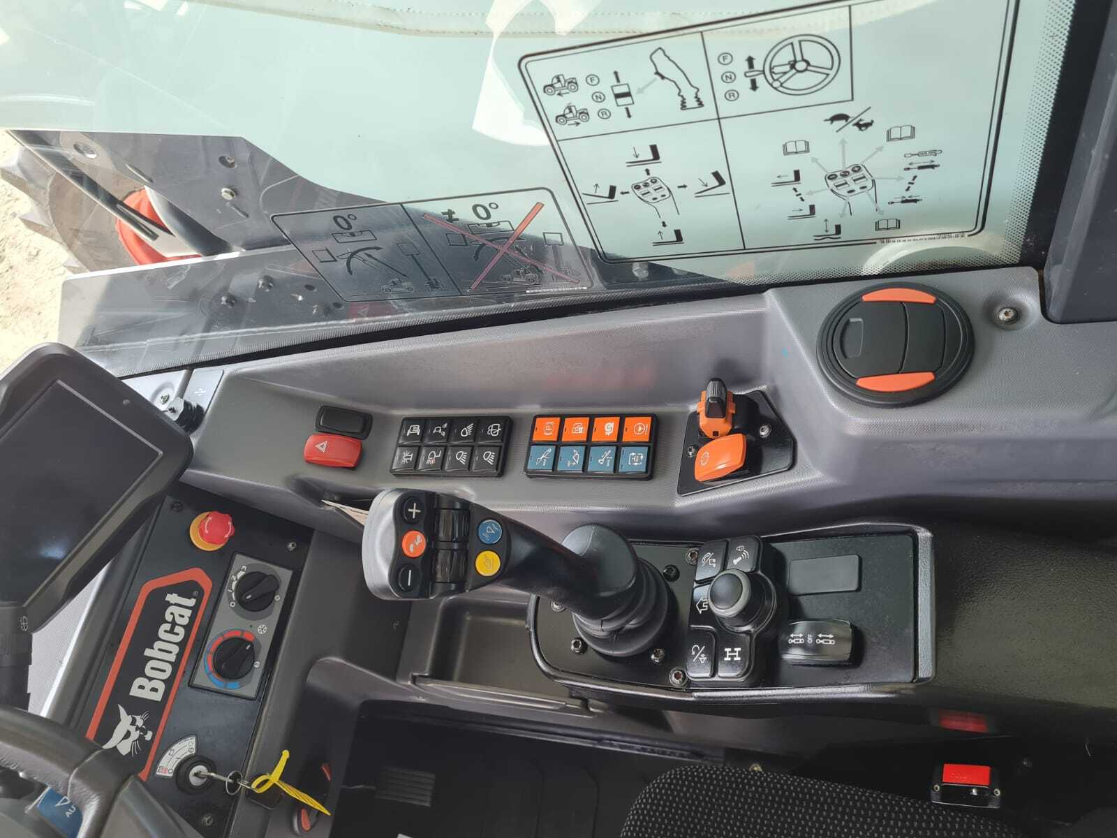 BOBCAT TL38.70HF AGRI