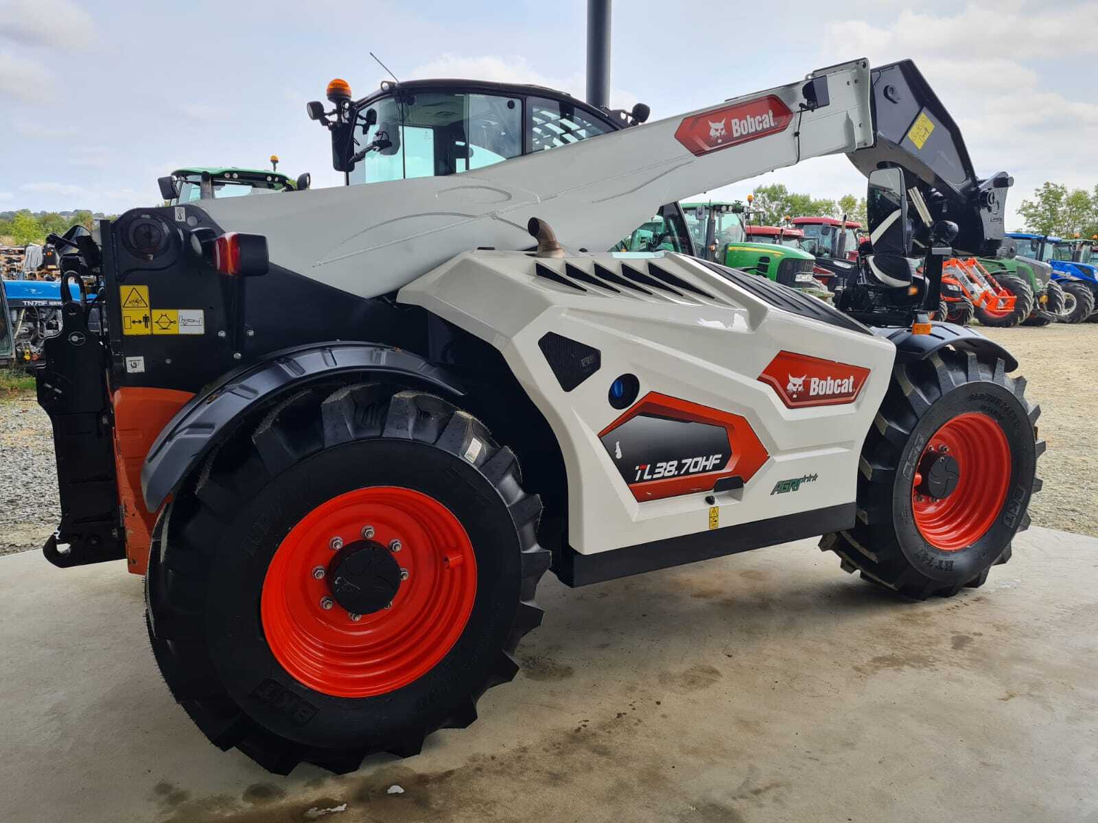 BOBCAT TL38.70HF AGRI