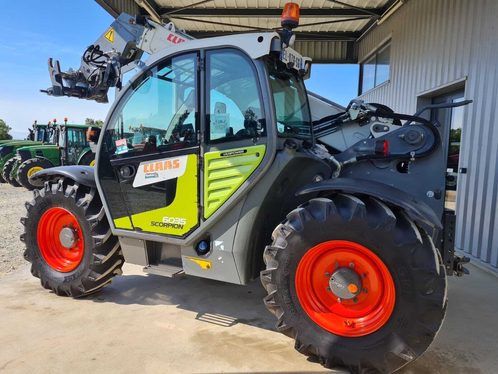 CLAAS SCORPION 6035