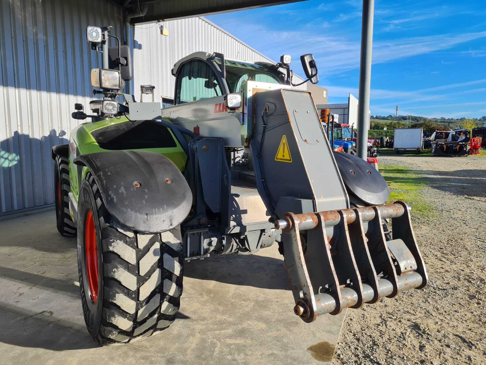 CLAAS SCORPION 9055