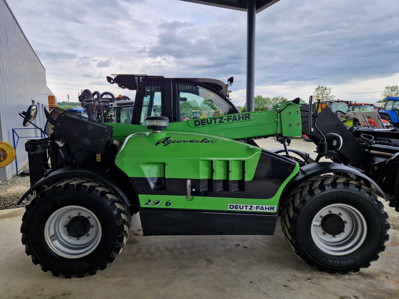 DEUTZ AGROVECTOR 29.6