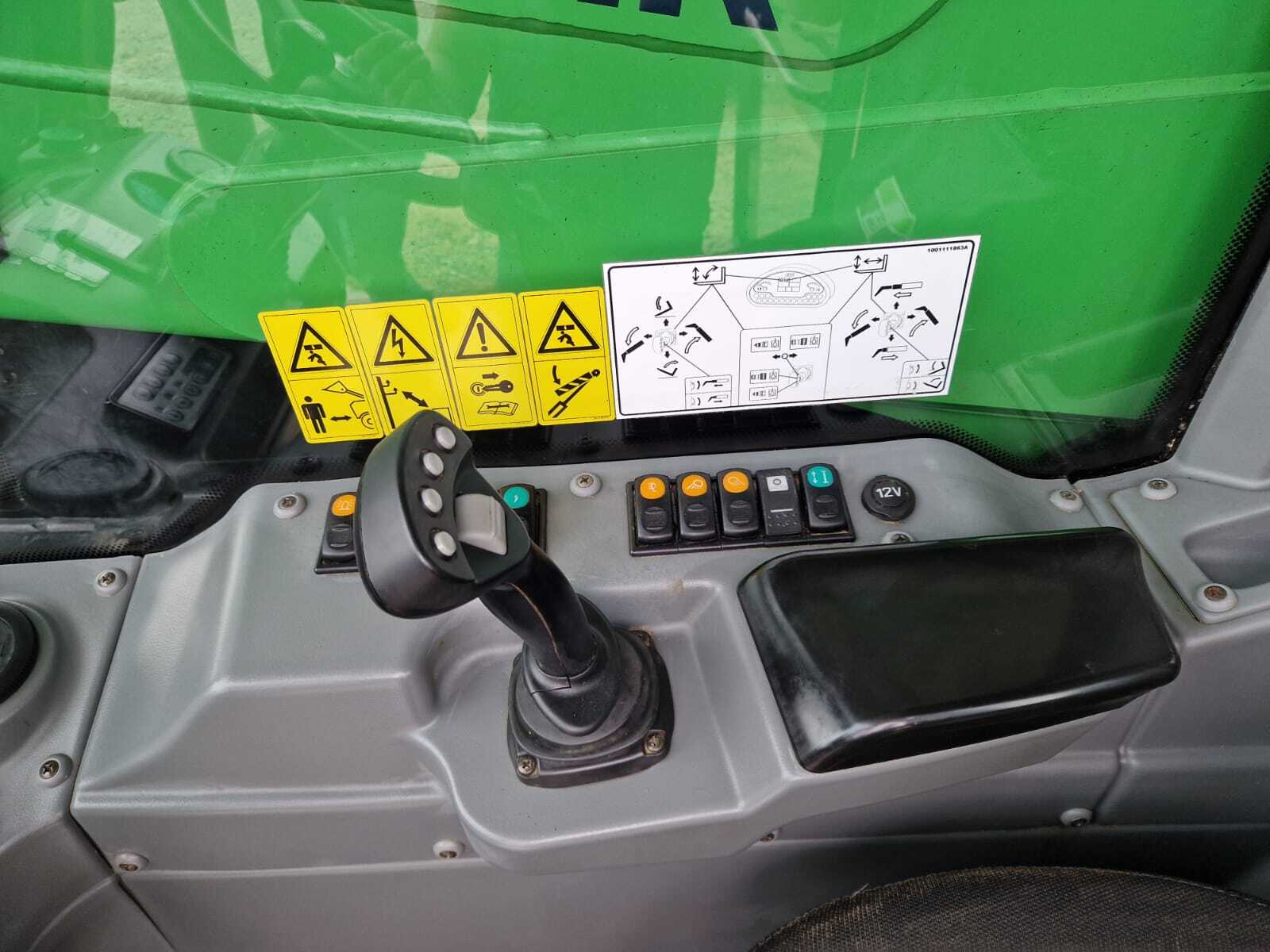 DEUTZ AGROVECTOR 29.6