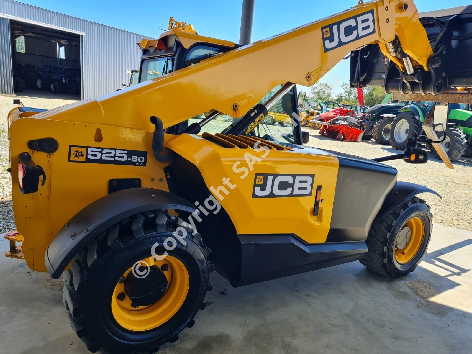 JCB 525-60