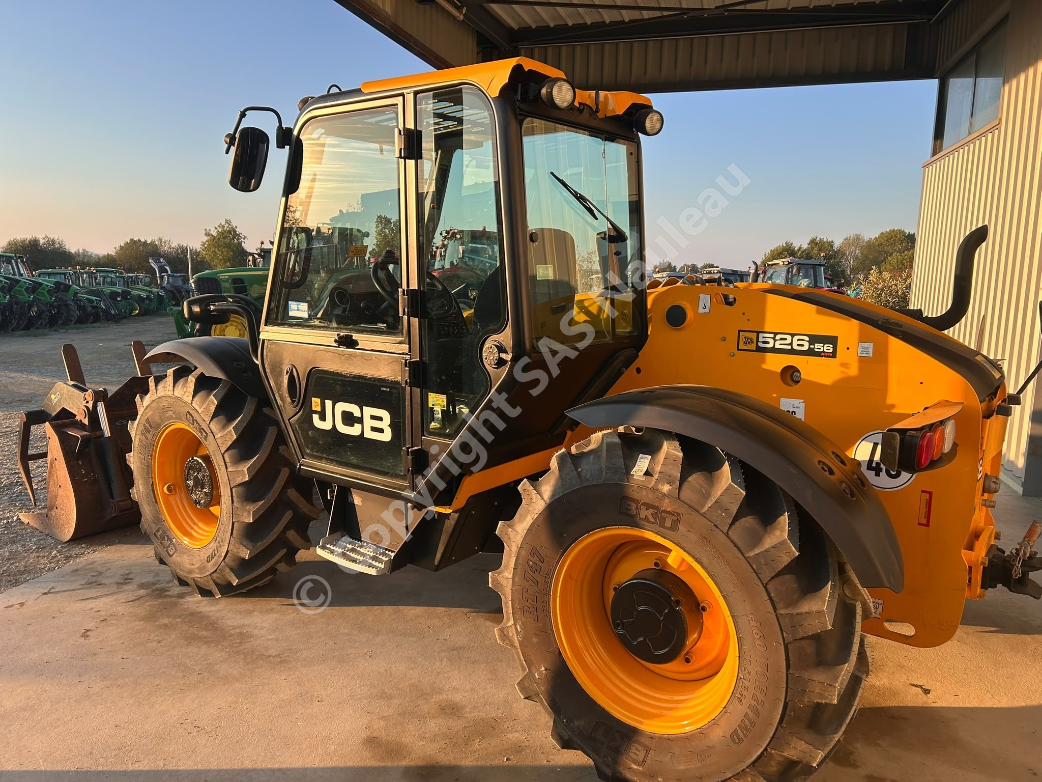 JCB 625.56