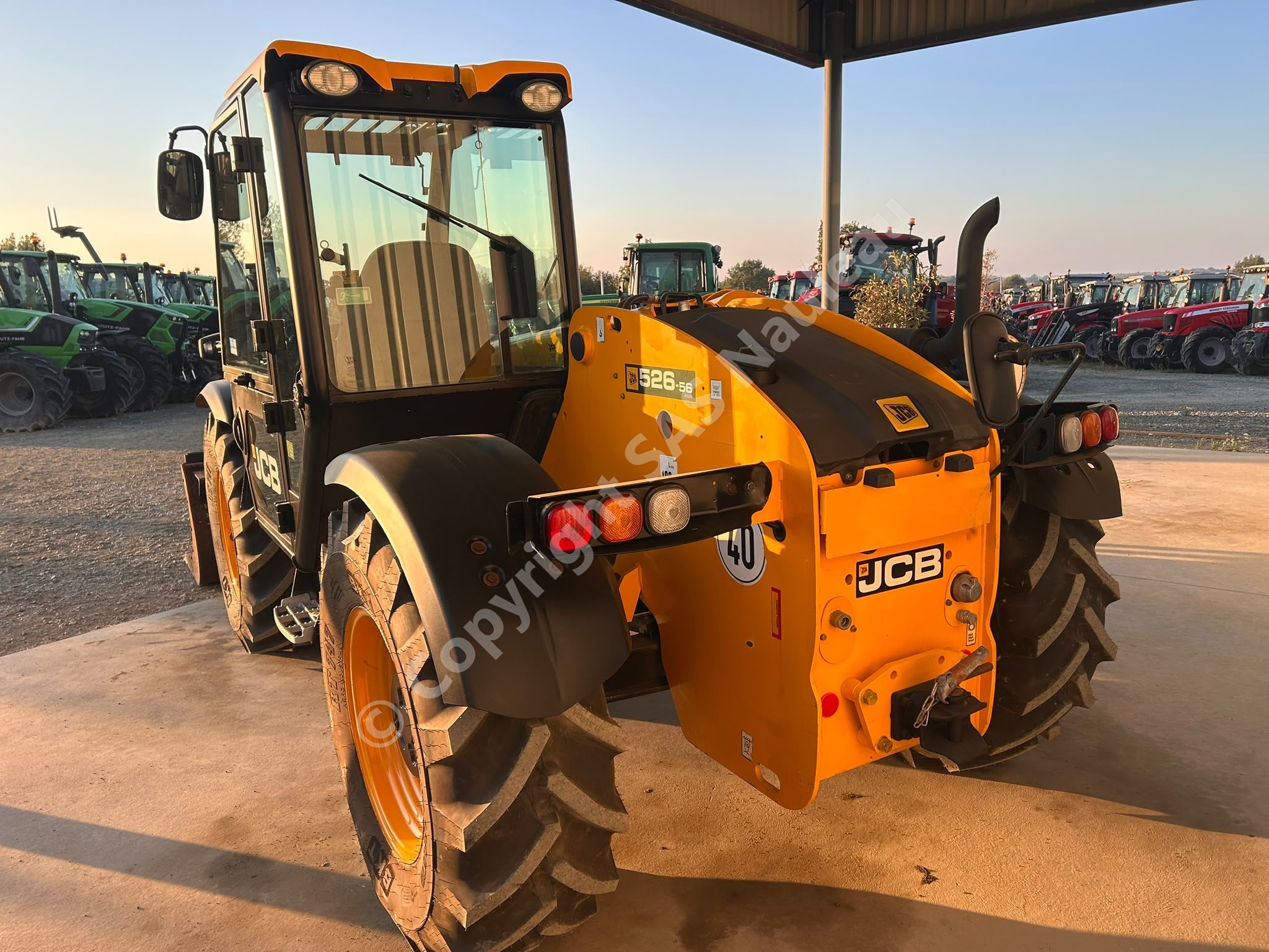 JCB 625.56