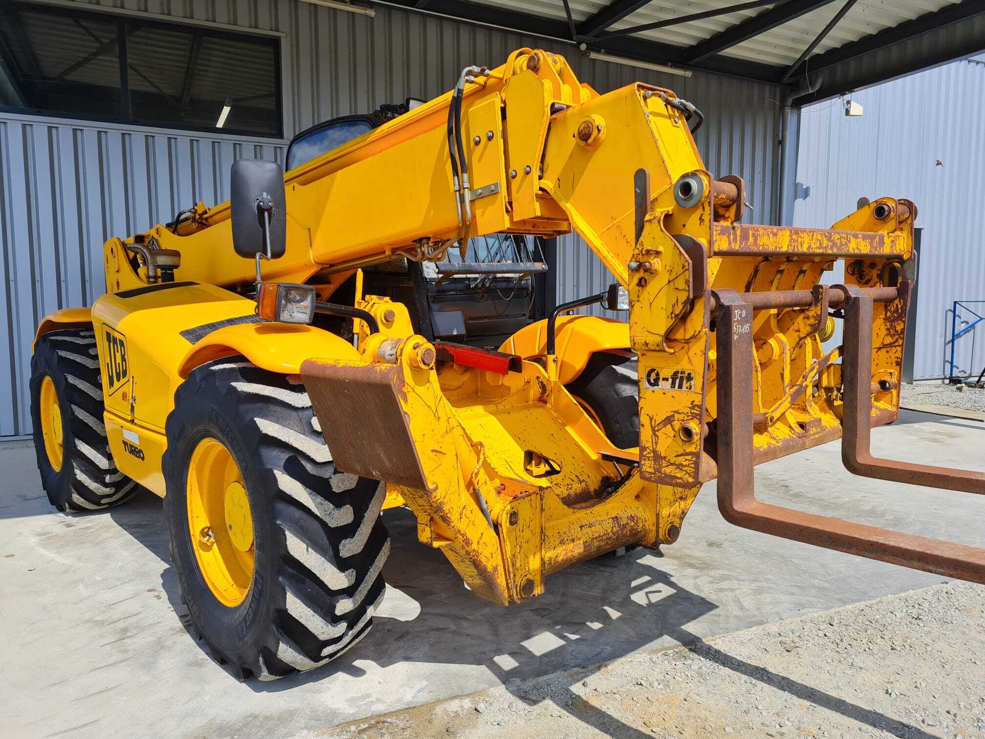 JCB 537.135