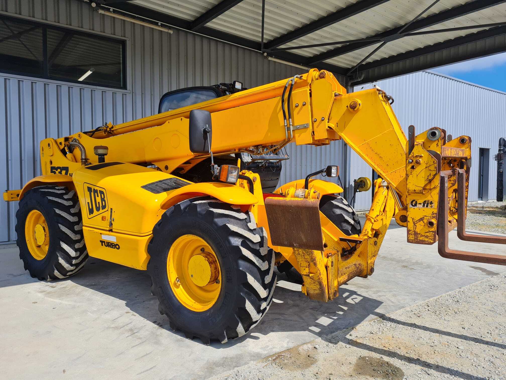 JCB 537.135