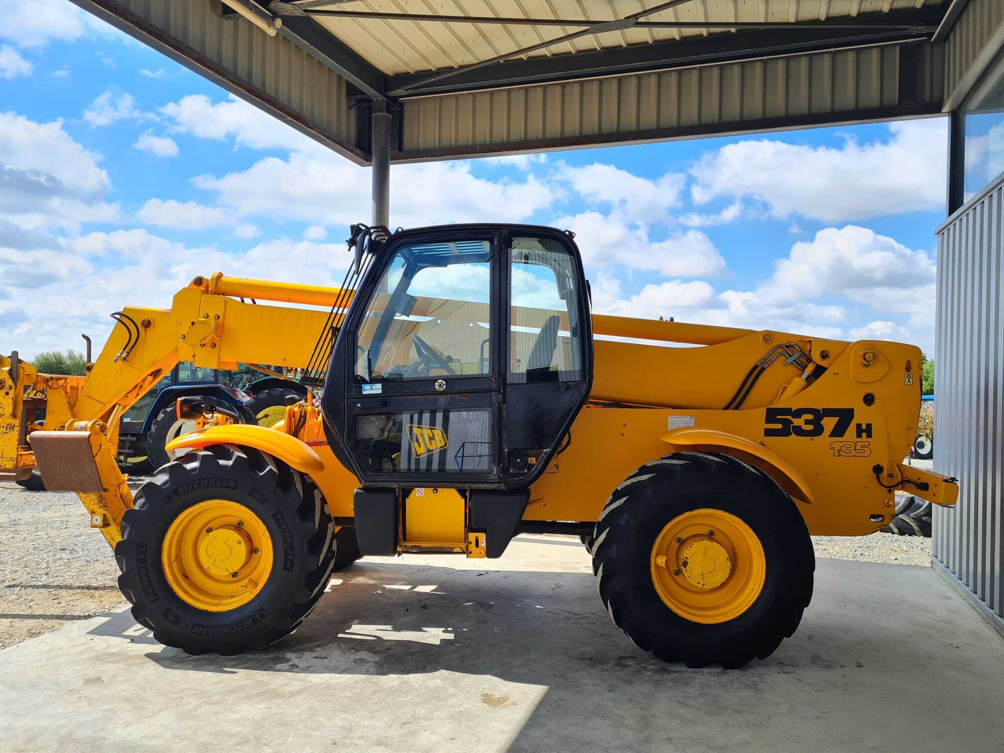 JCB 537.135