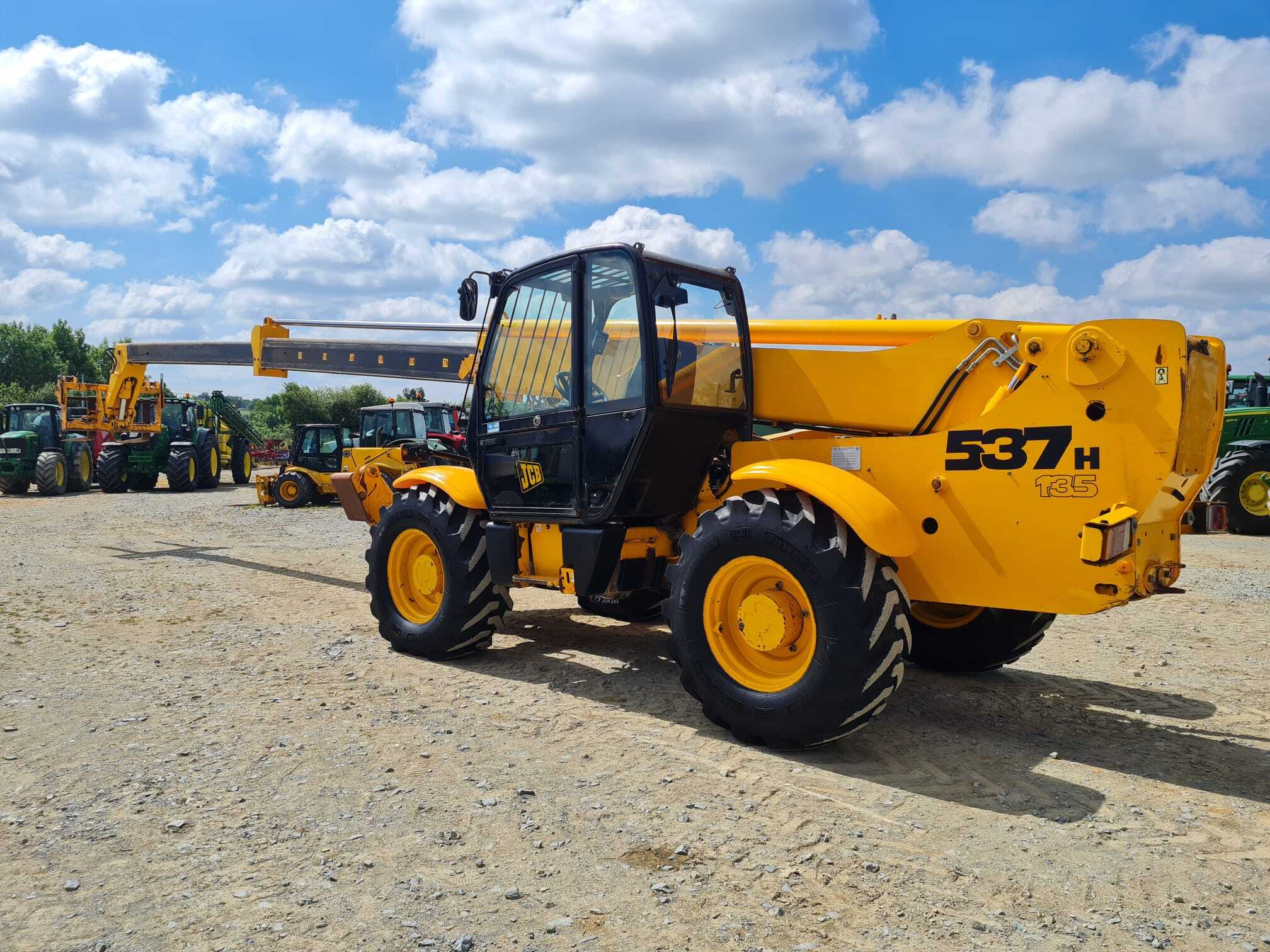 JCB 537.135