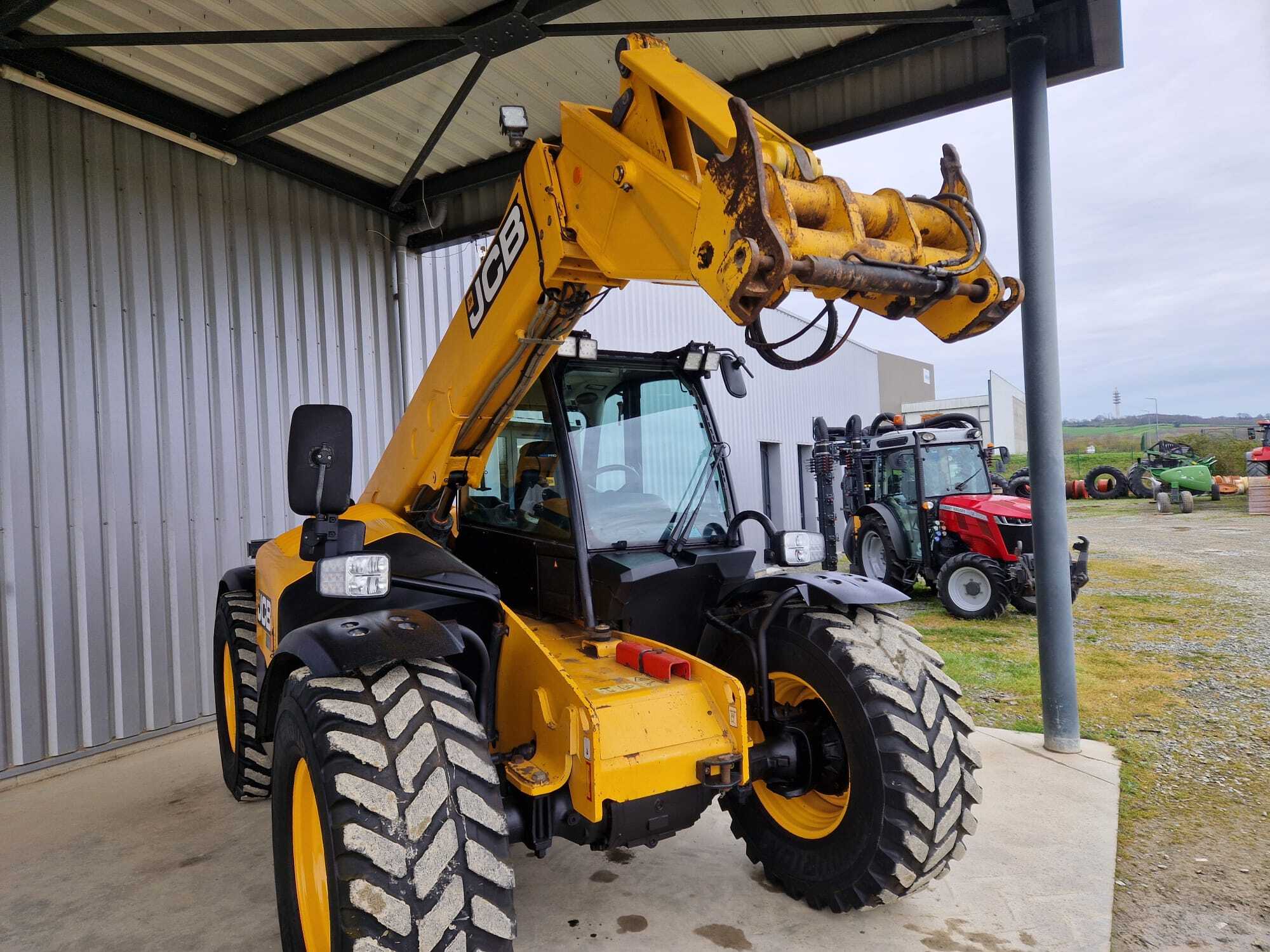 JCB 541.70 AGRIPRO