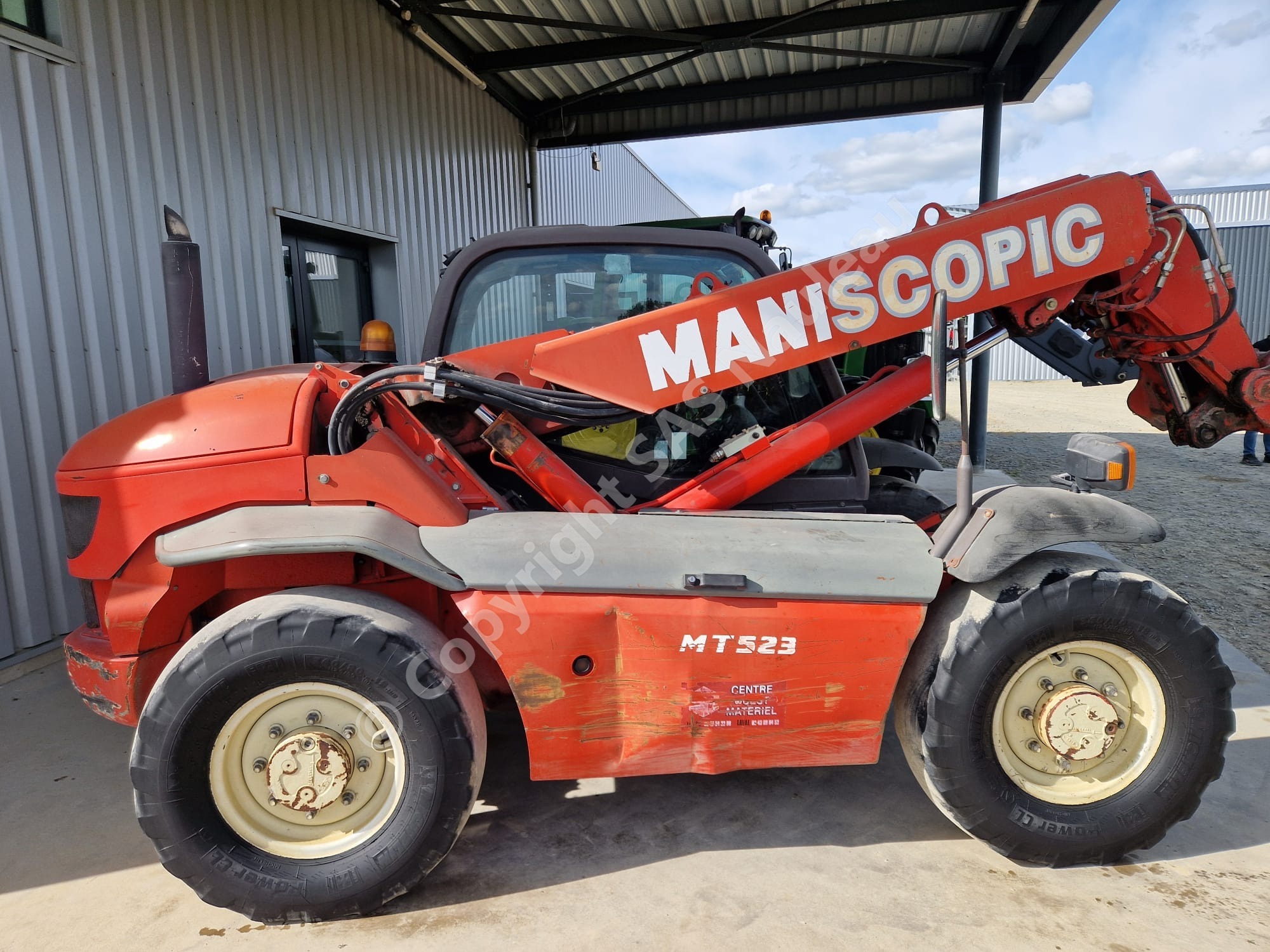 MANITOU MT 523