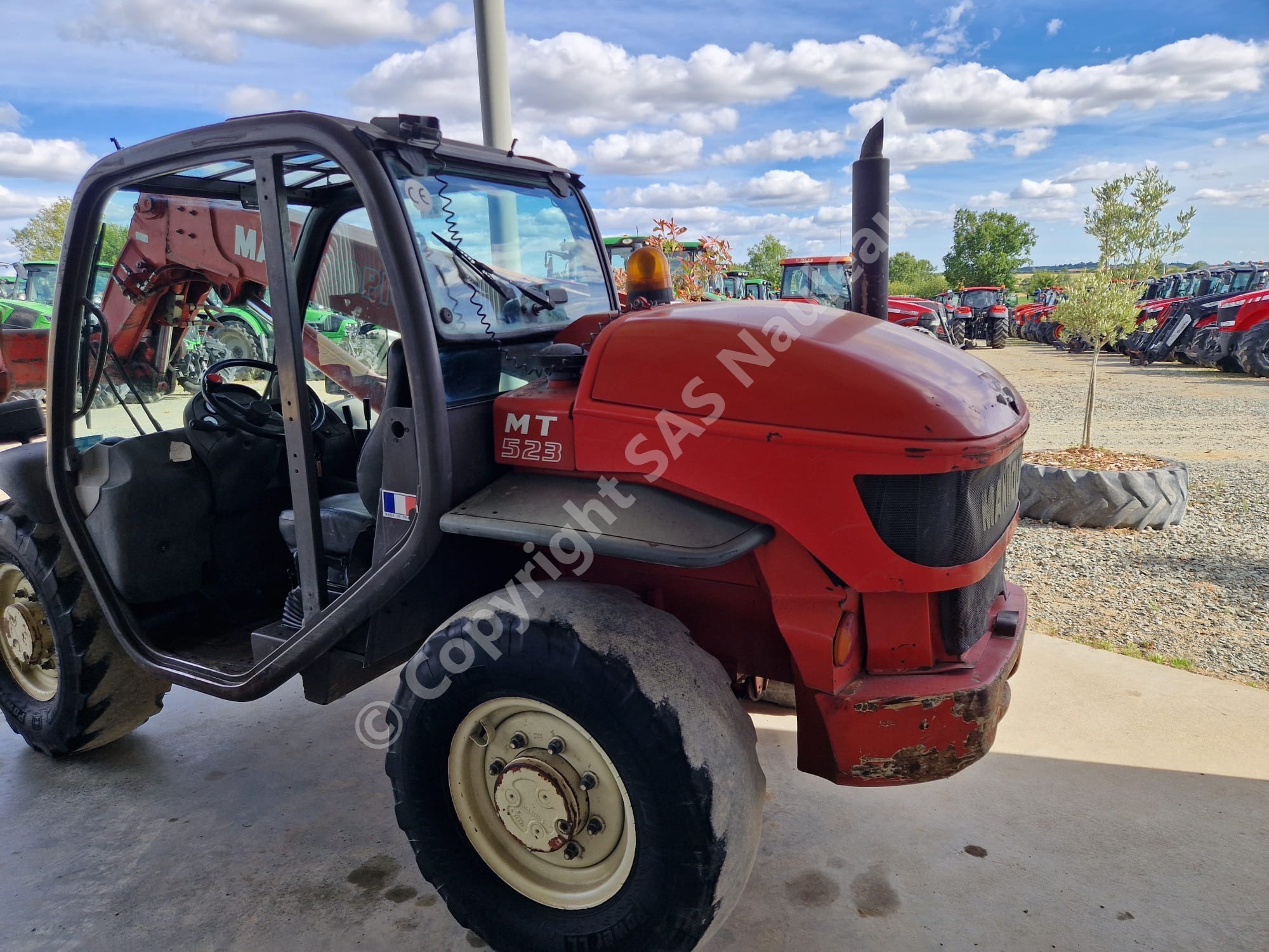 MANITOU MT 523