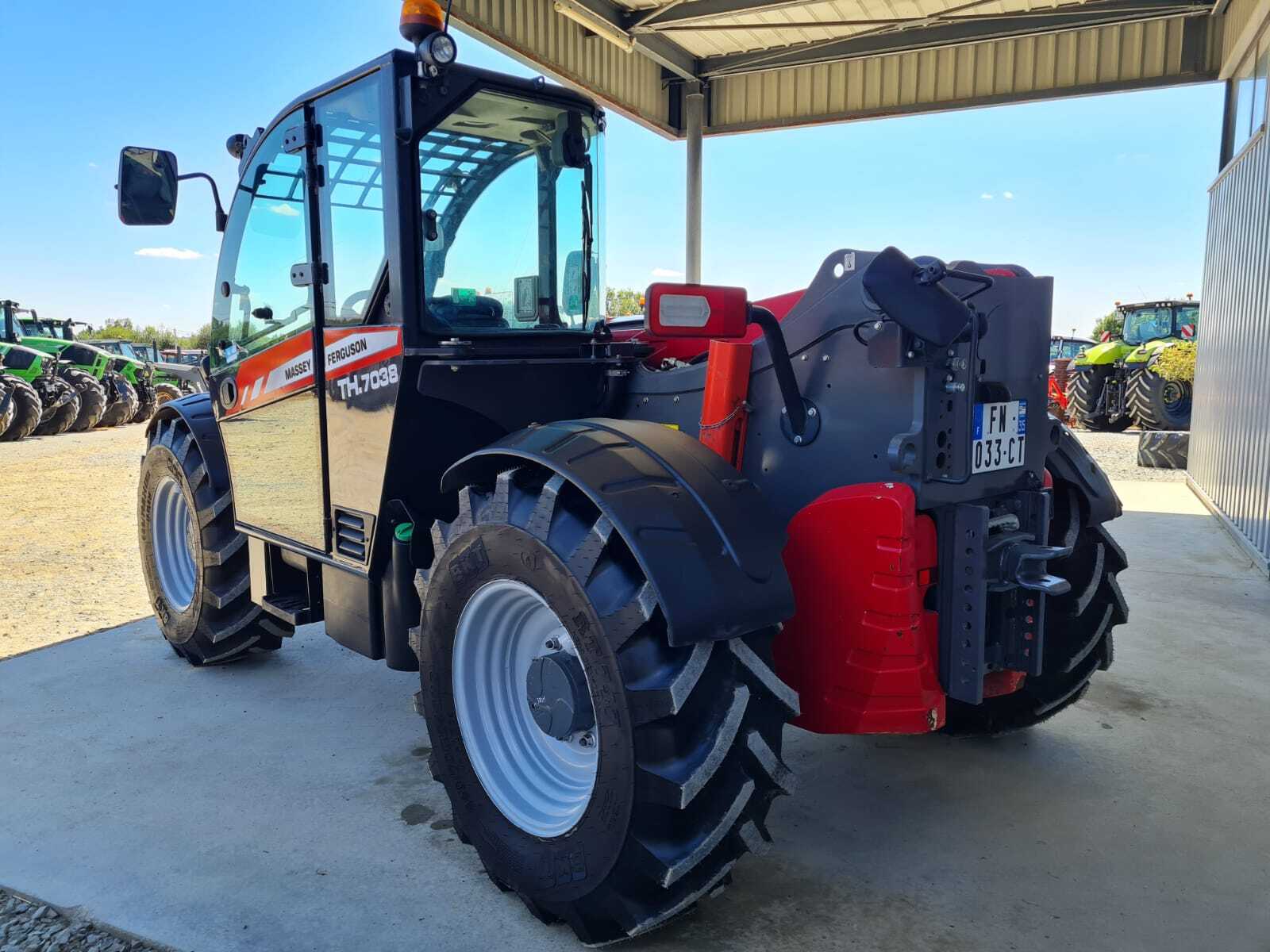 MASSEY FERGUSON TH7038