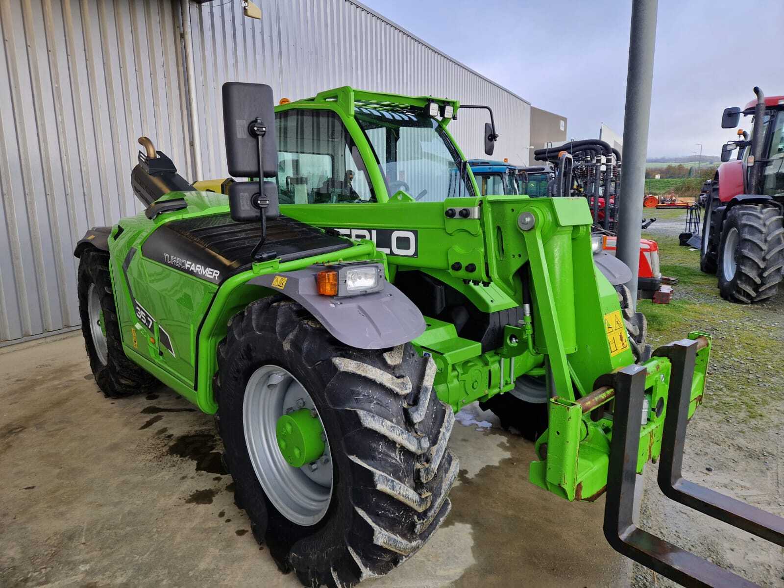MERLO TF35.7 CS-140