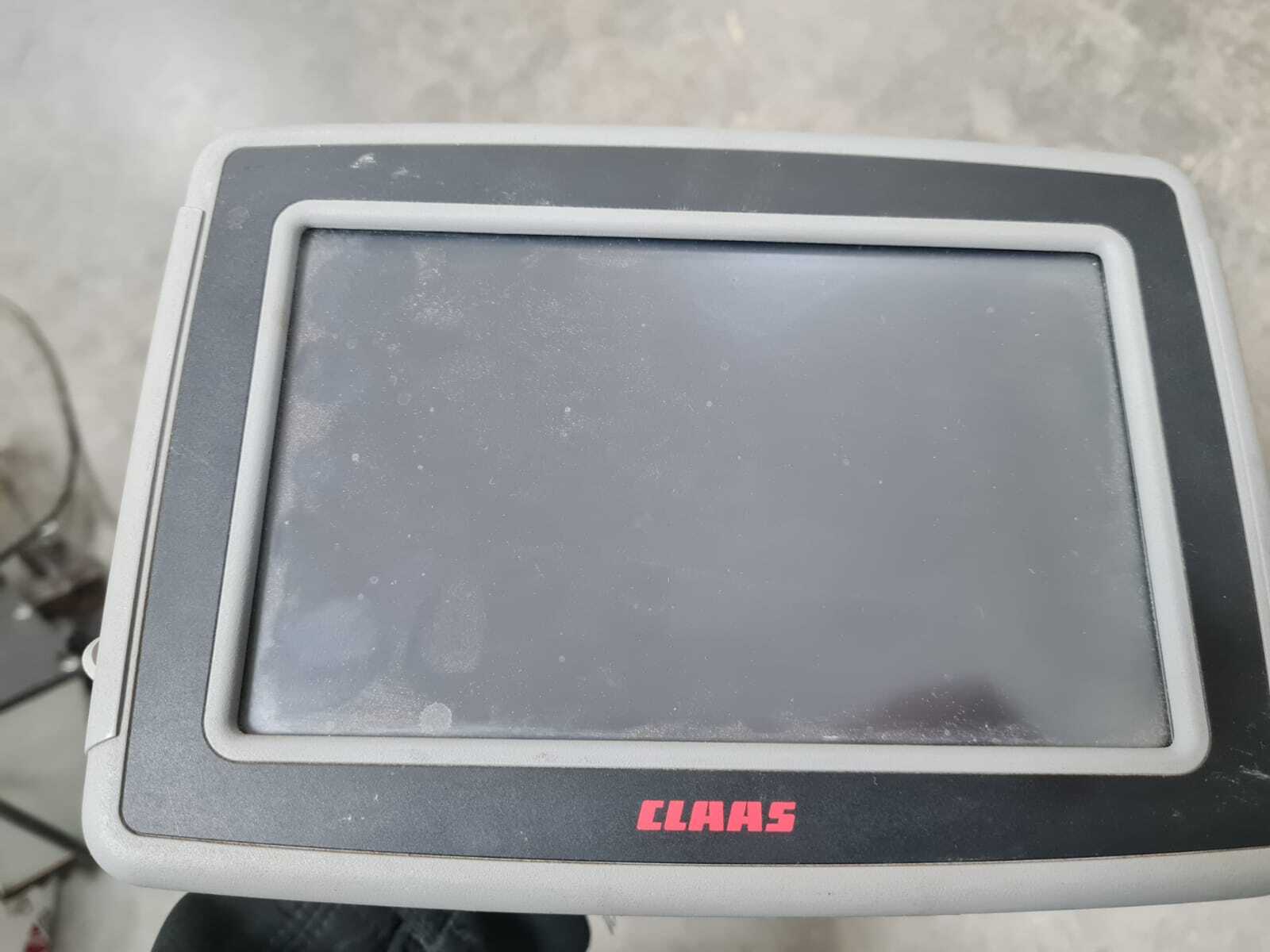 CLAAS AXION 830 CMATIC