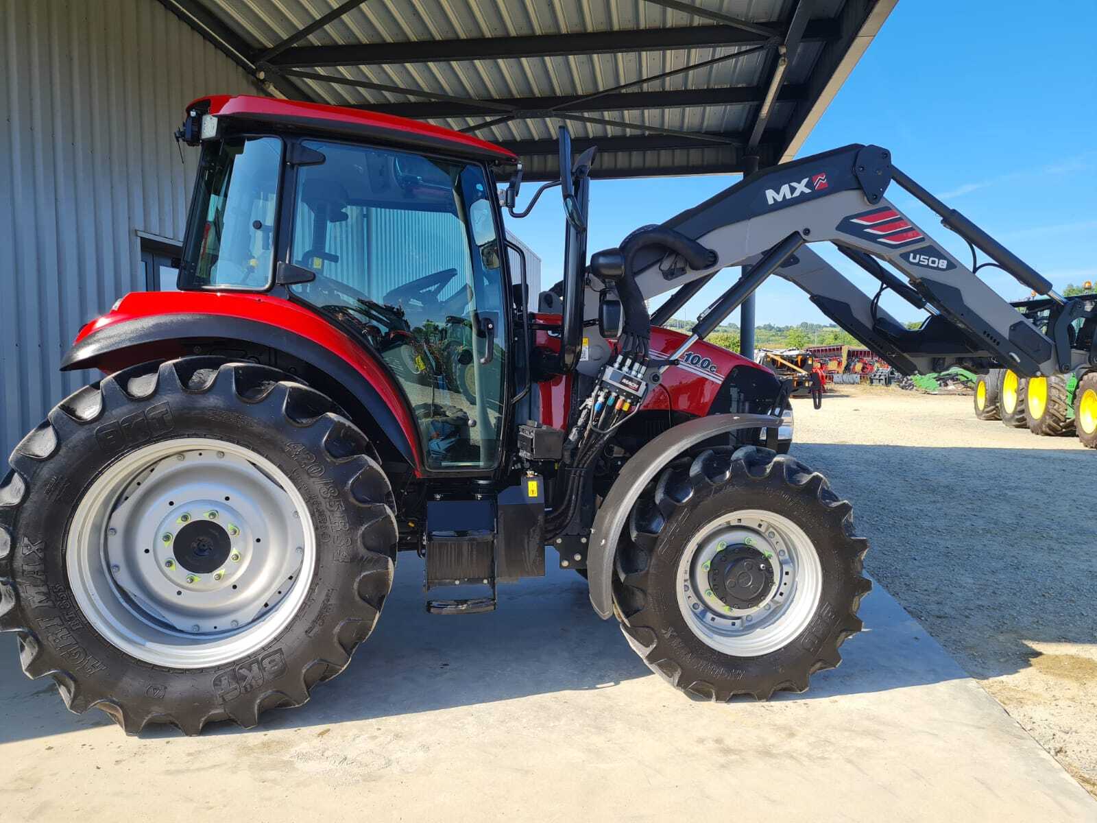 CASE IH FARMALL 100C