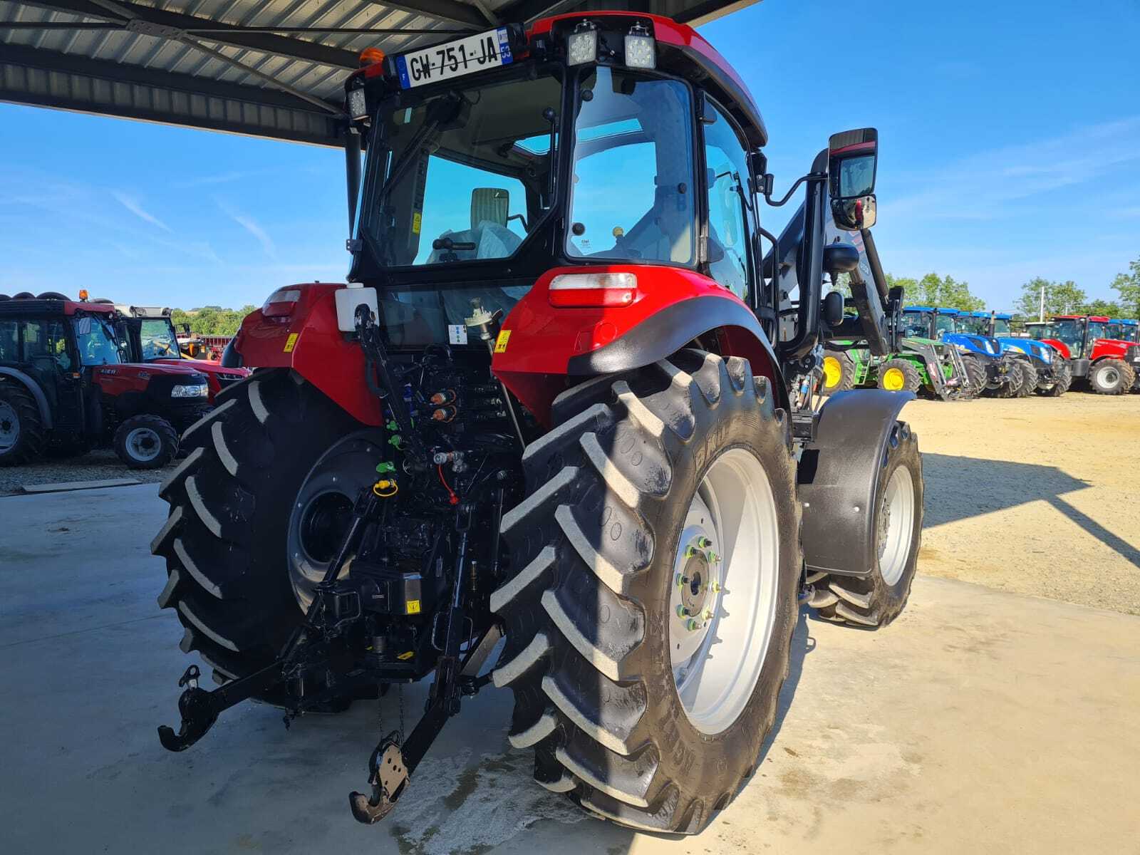 CASE IH FARMALL 100C