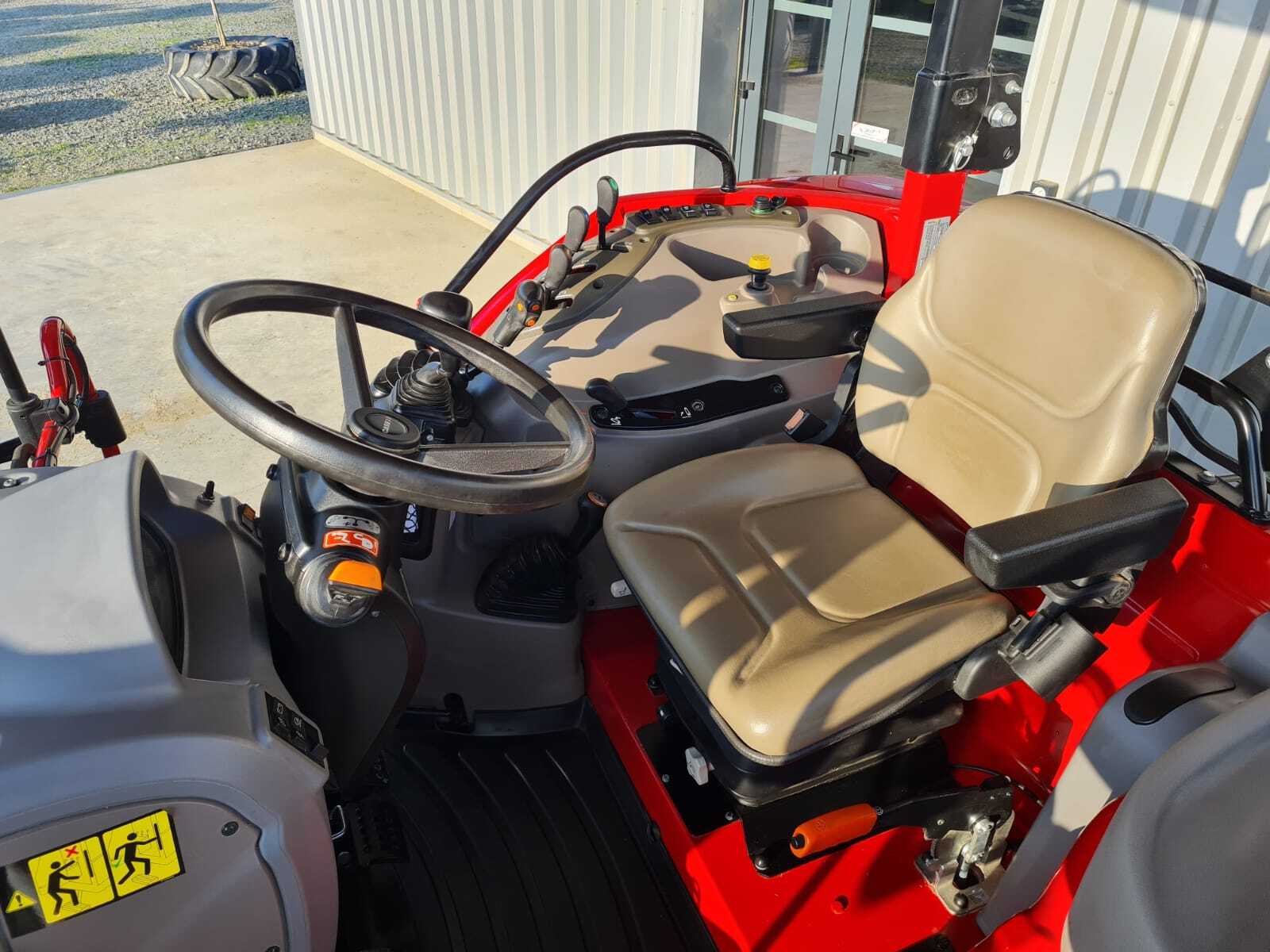 CASE IH FARMALL 100C