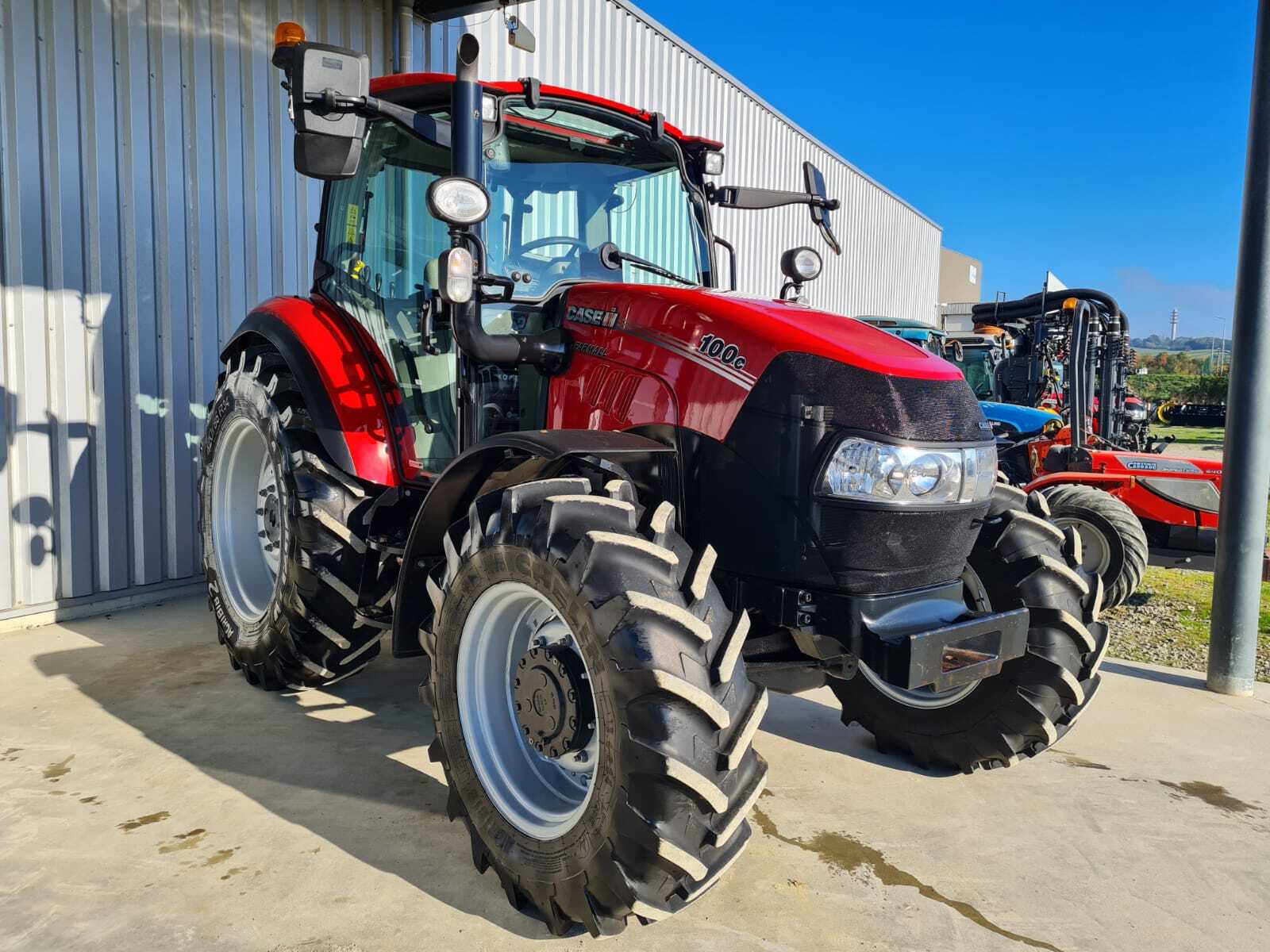 CASE IH FARMALL 100C