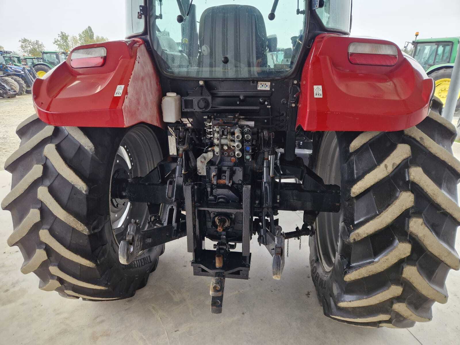 CASE IH FARMALL 105U