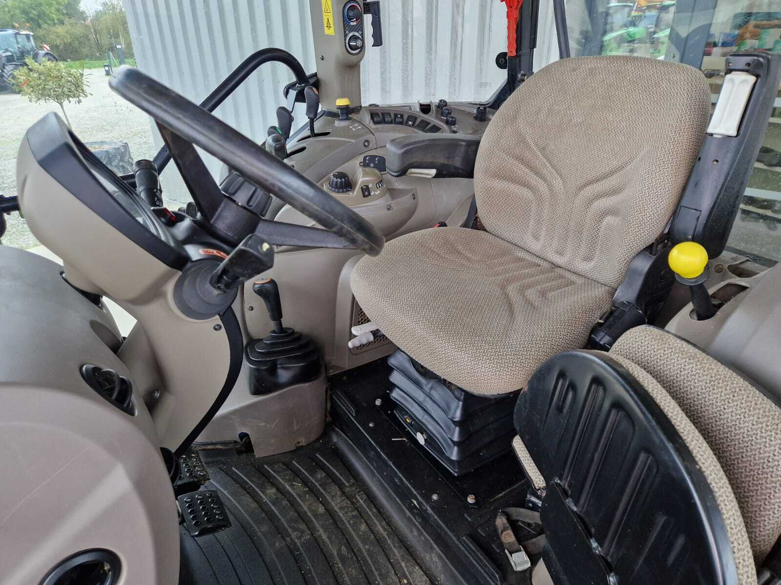 CASE IH FARMALL 105U