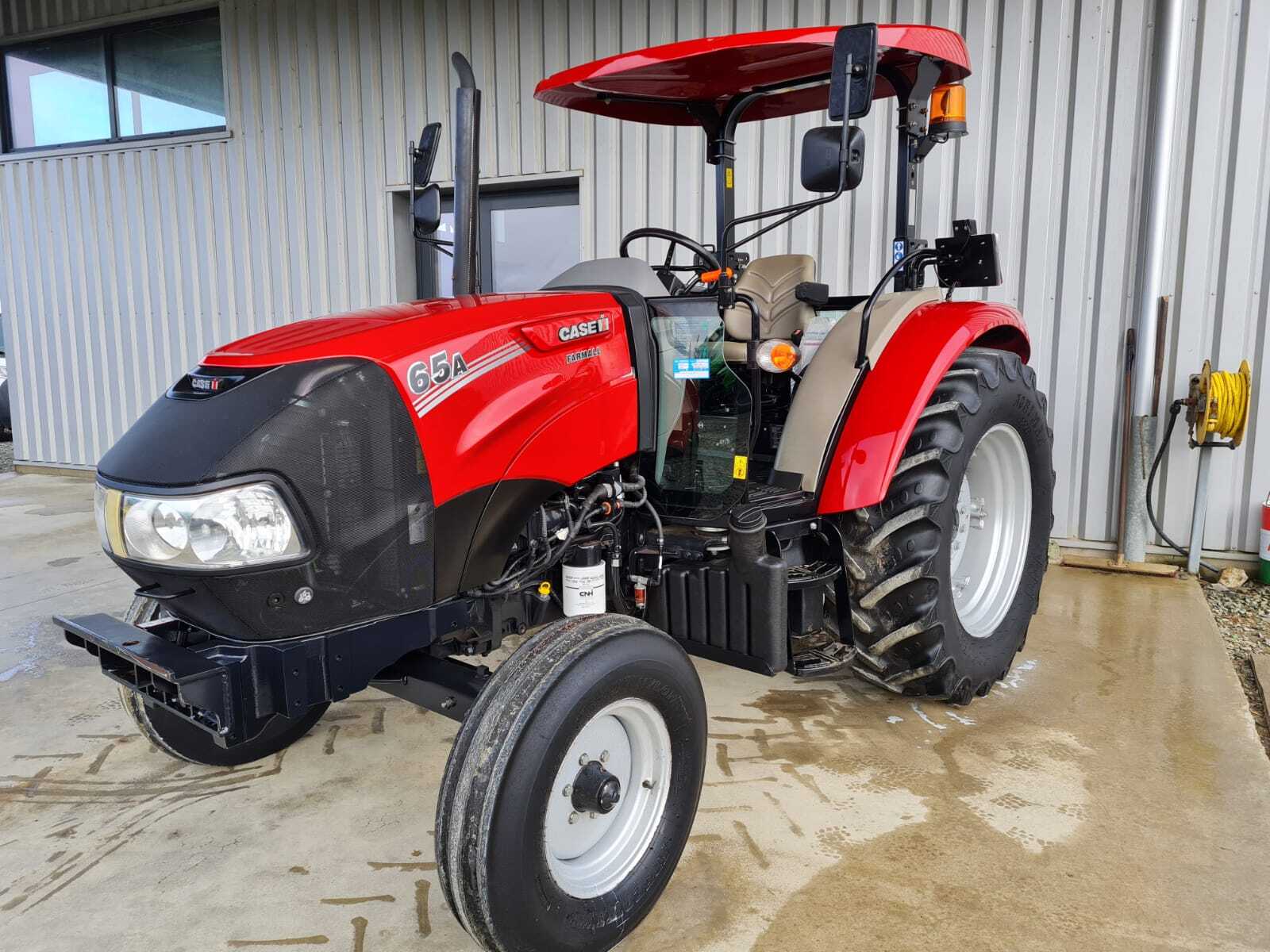 CASE IH FARMALL 65A