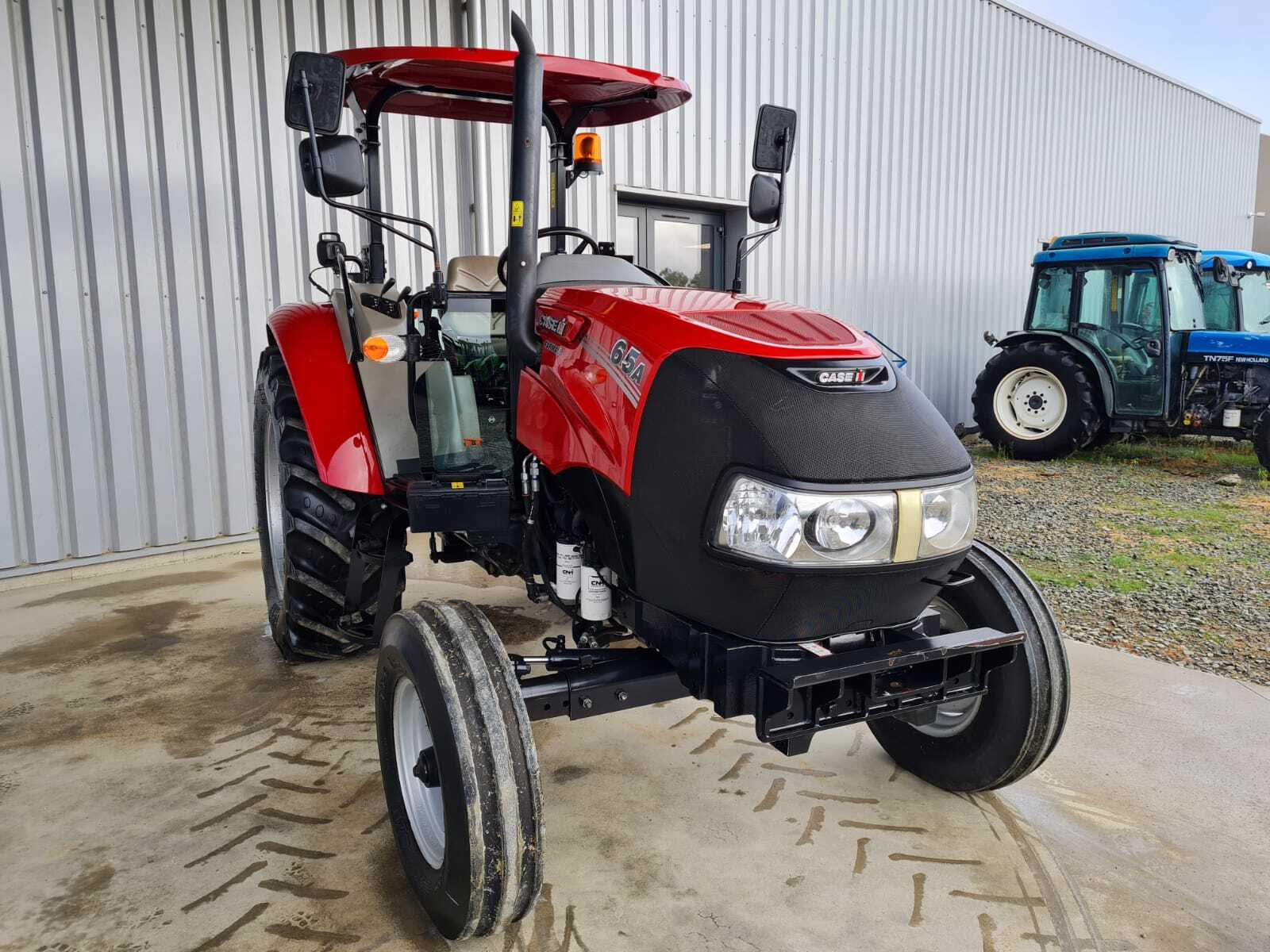 CASE IH FARMALL 65A