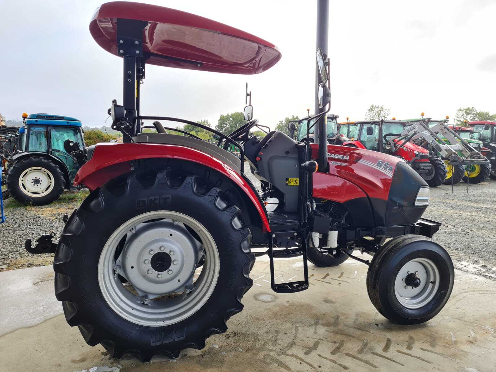 CASE IH FARMALL 65A