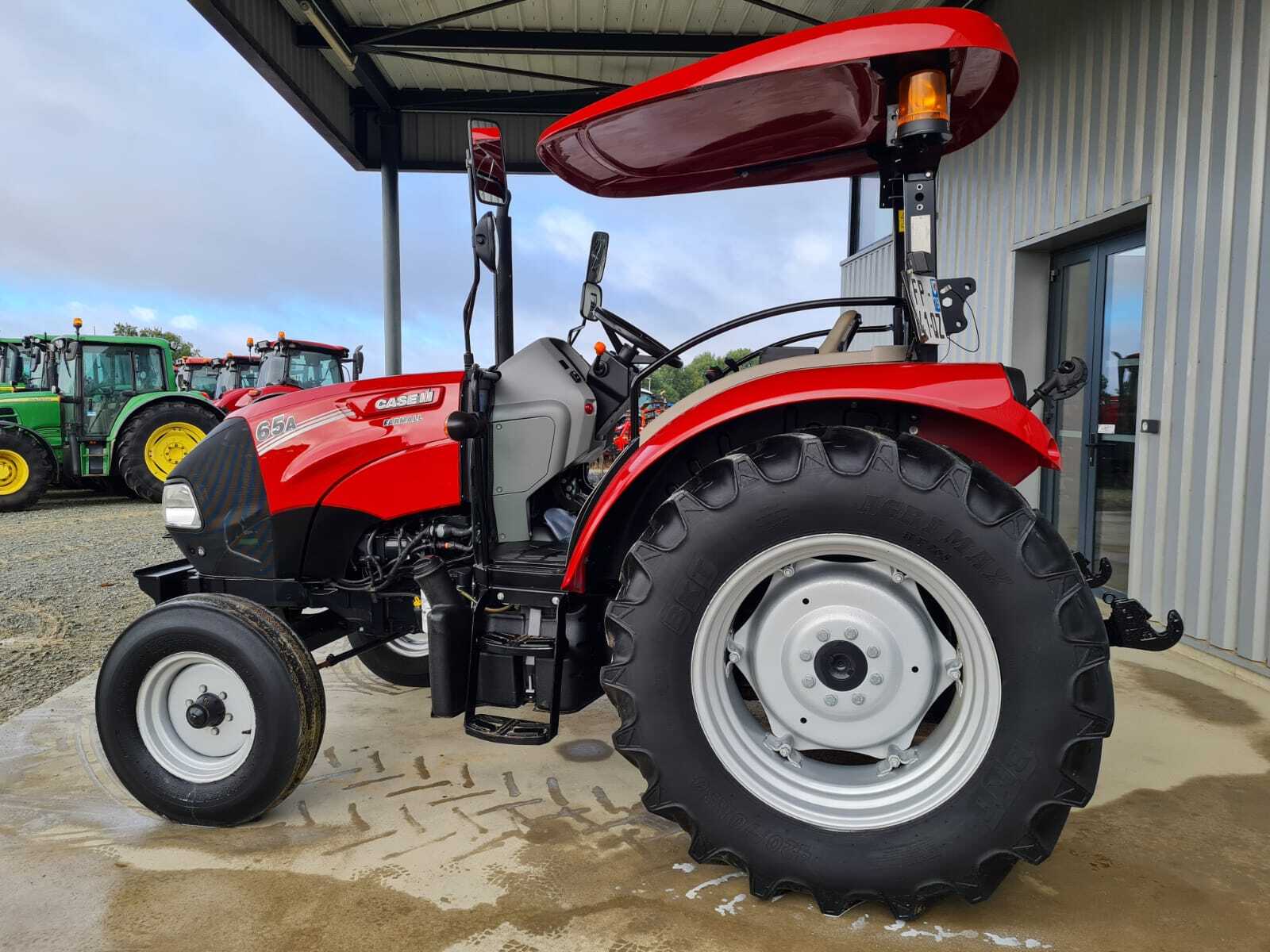 CASE IH FARMALL 65A