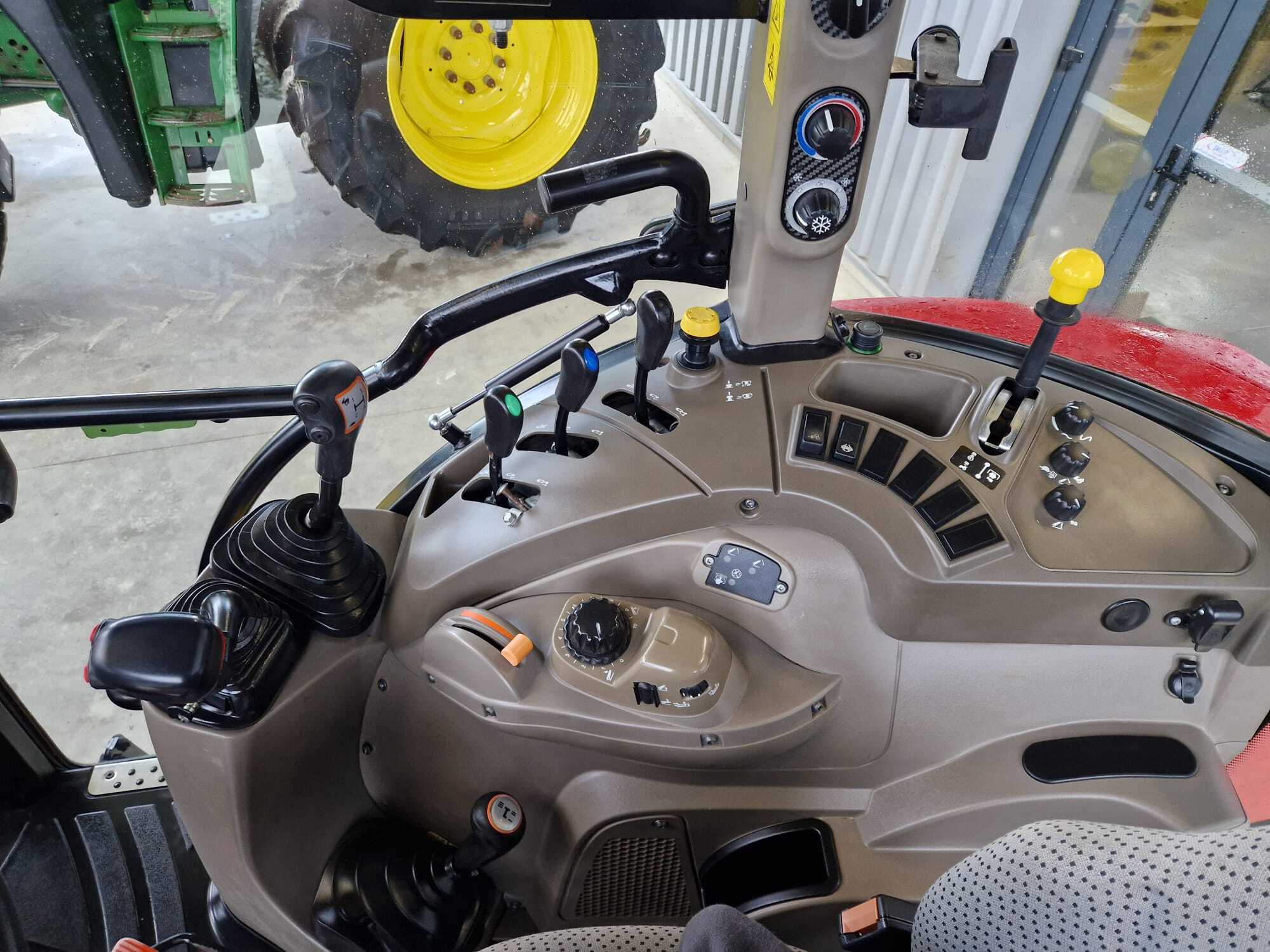 CASE IH FARMALL 85C
