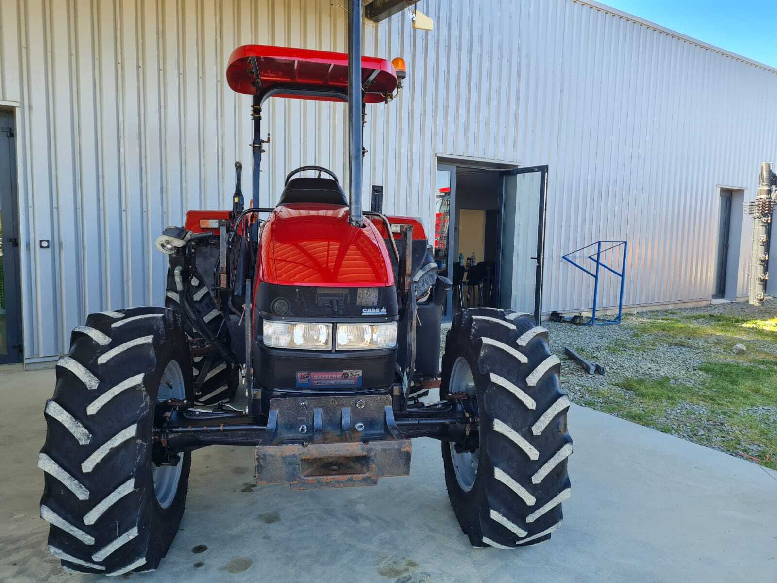 CASE IH JX80U
