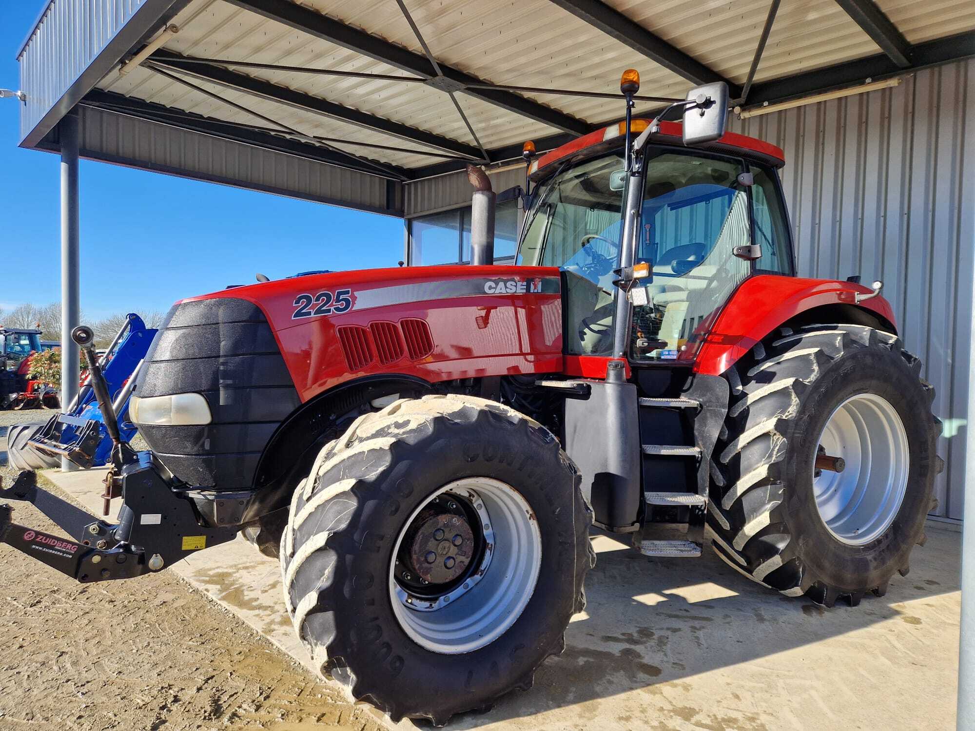 CASE IH MAGNUM 225