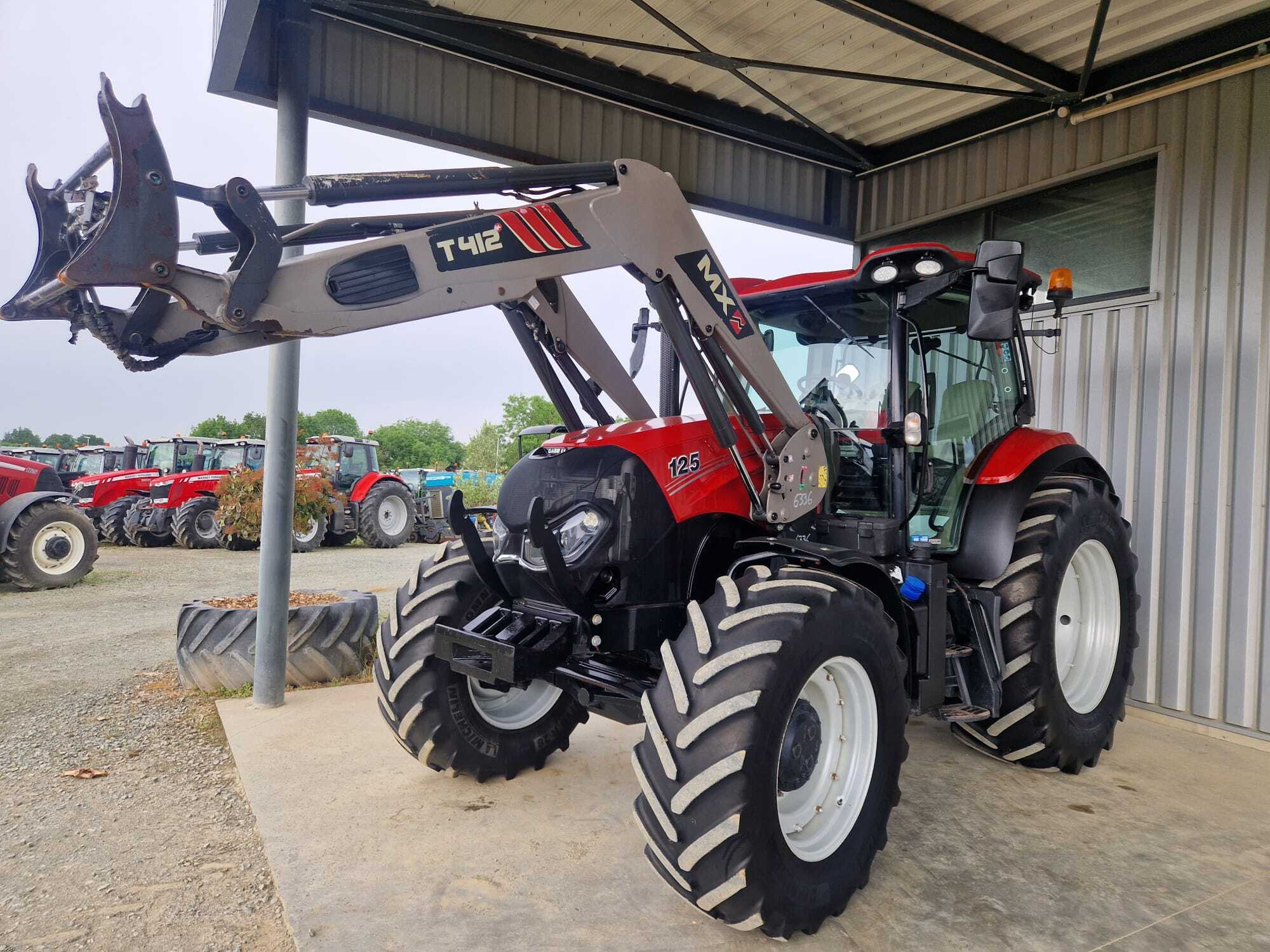 CASE IH MAXXUM 125 AD8