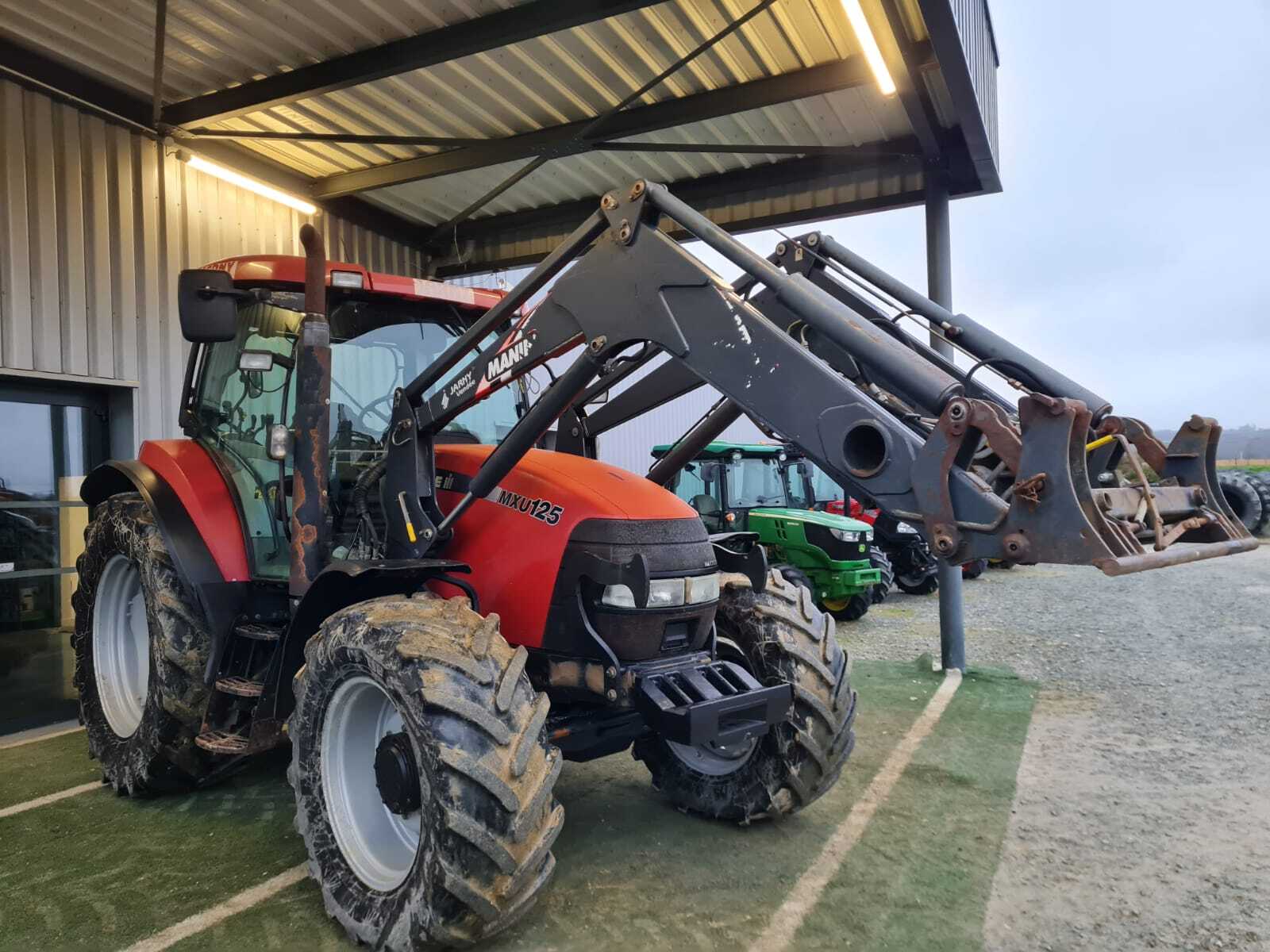CASE IH MXU 125