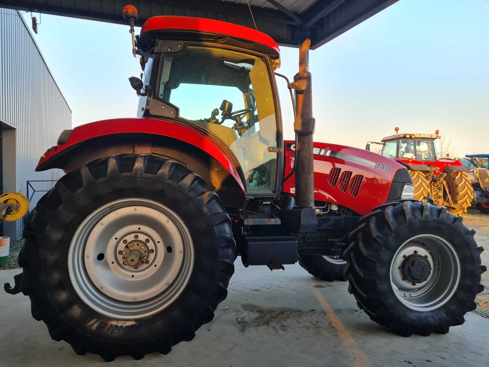 CASE IH PUMA 140