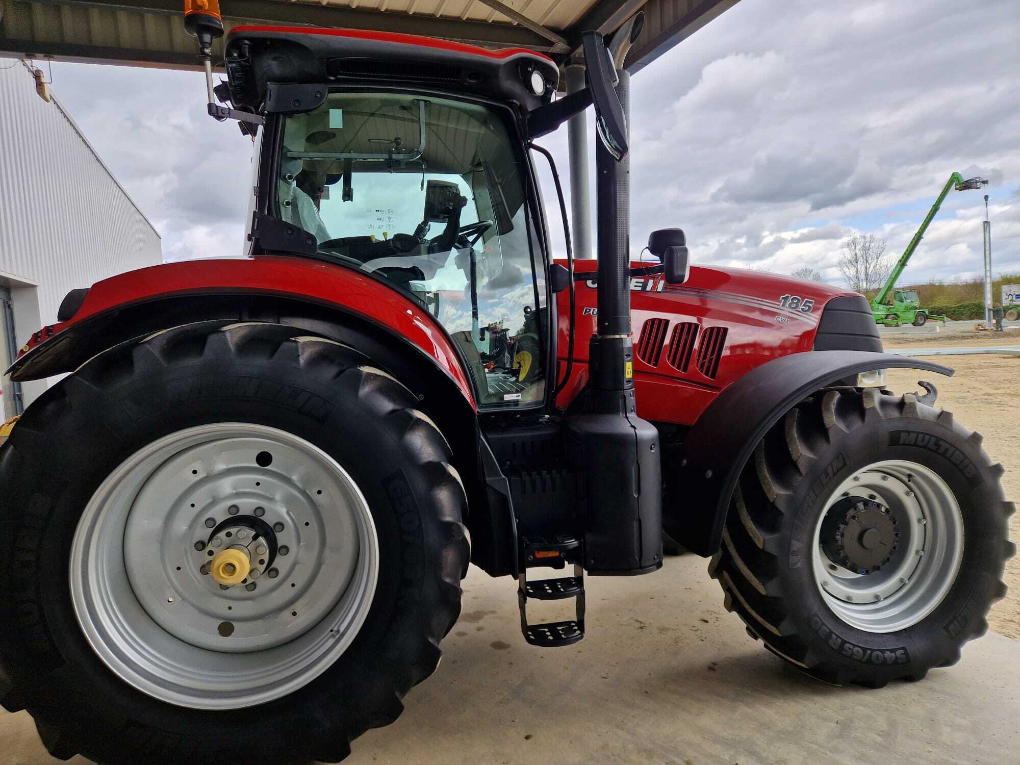 CASE IH PUMA 185 CVX