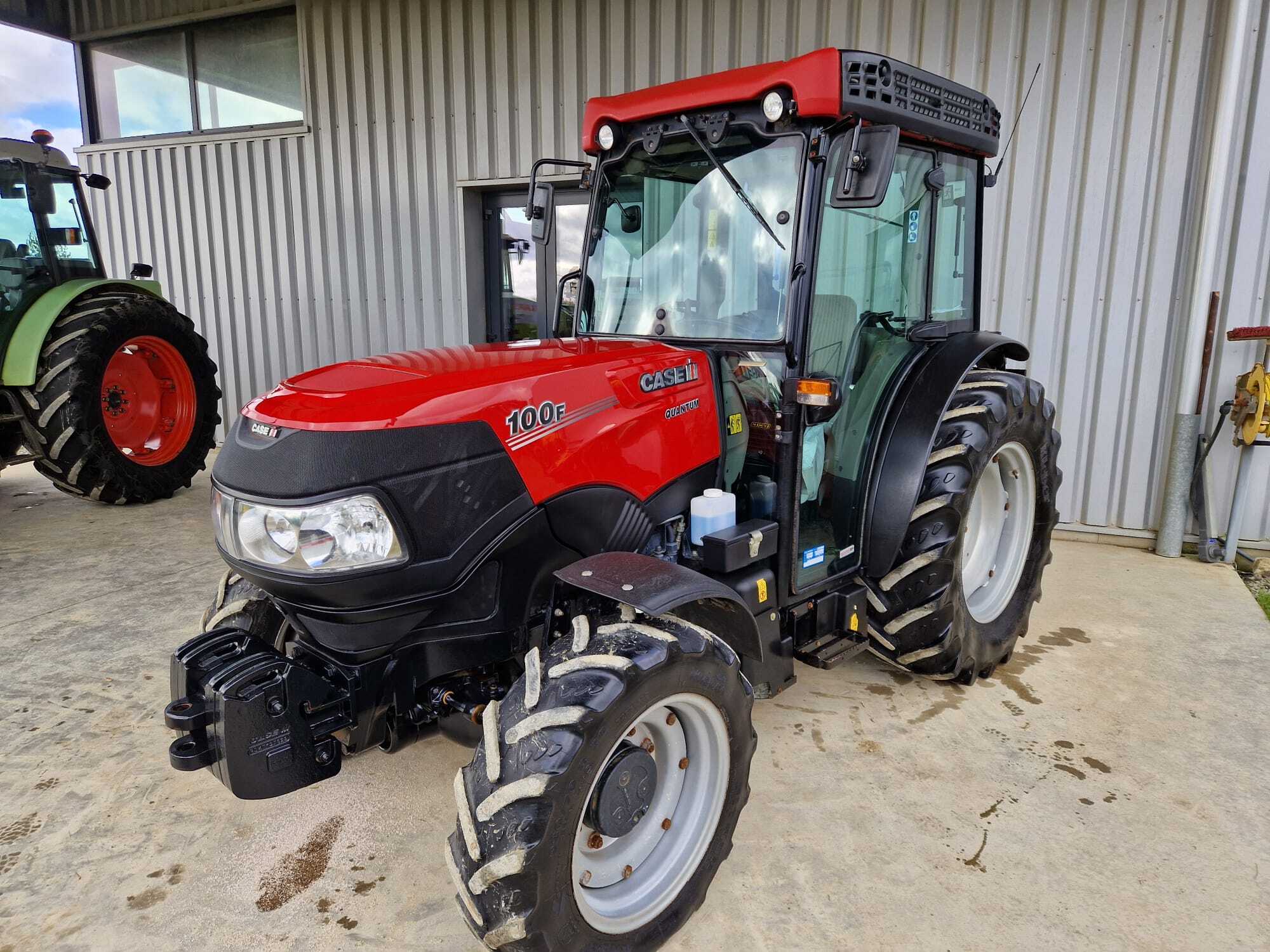 CASE IH QUANTUM 100F