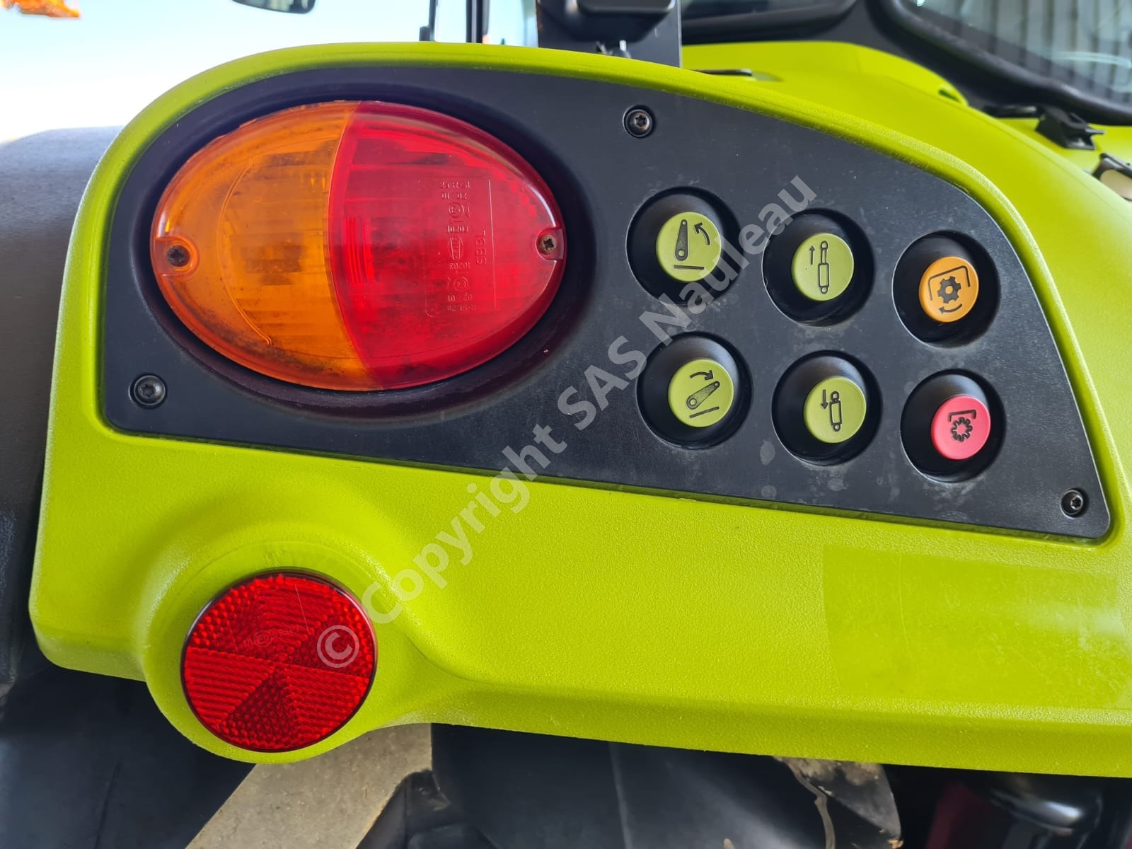 CLAAS ARION 440 CIS