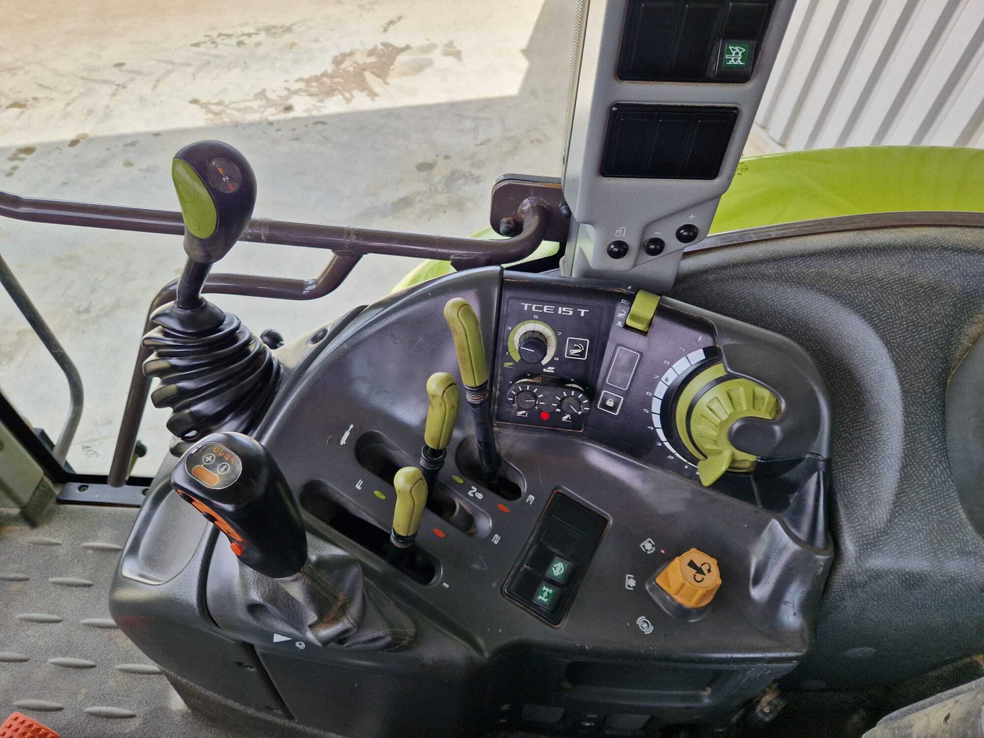 CLAAS ARES 557 ATZ