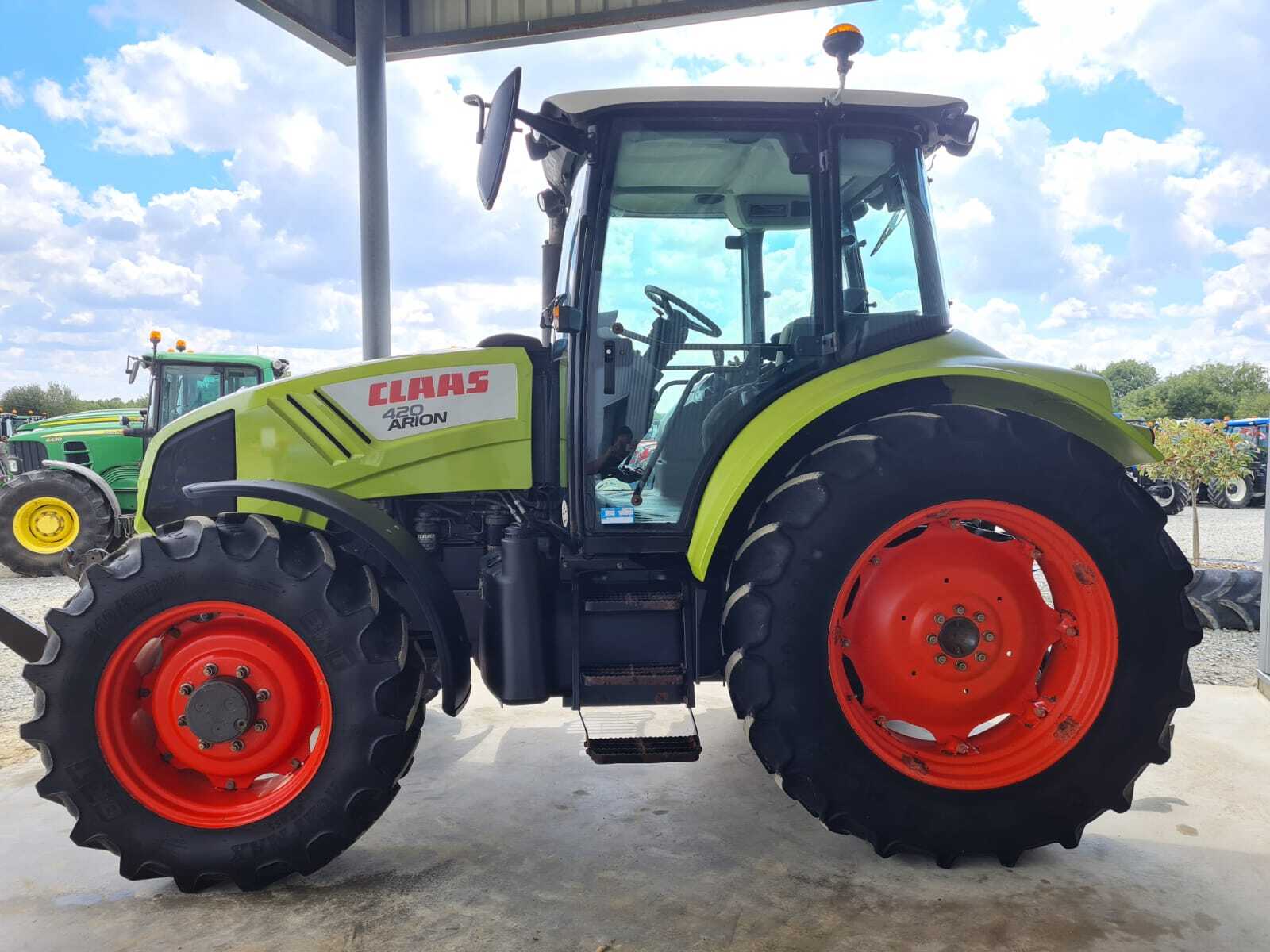 CLAAS ARION 420
