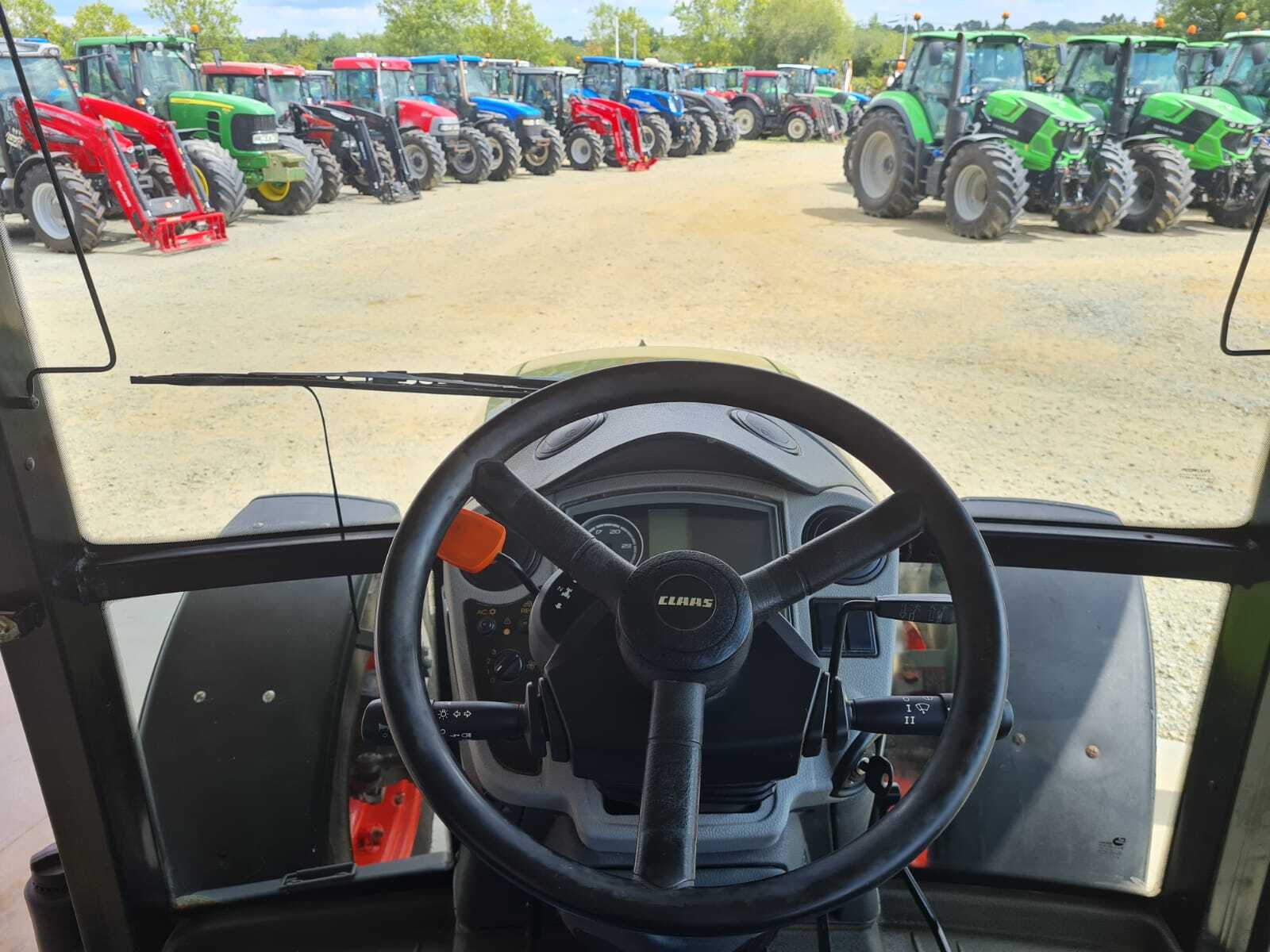 CLAAS ARION 420