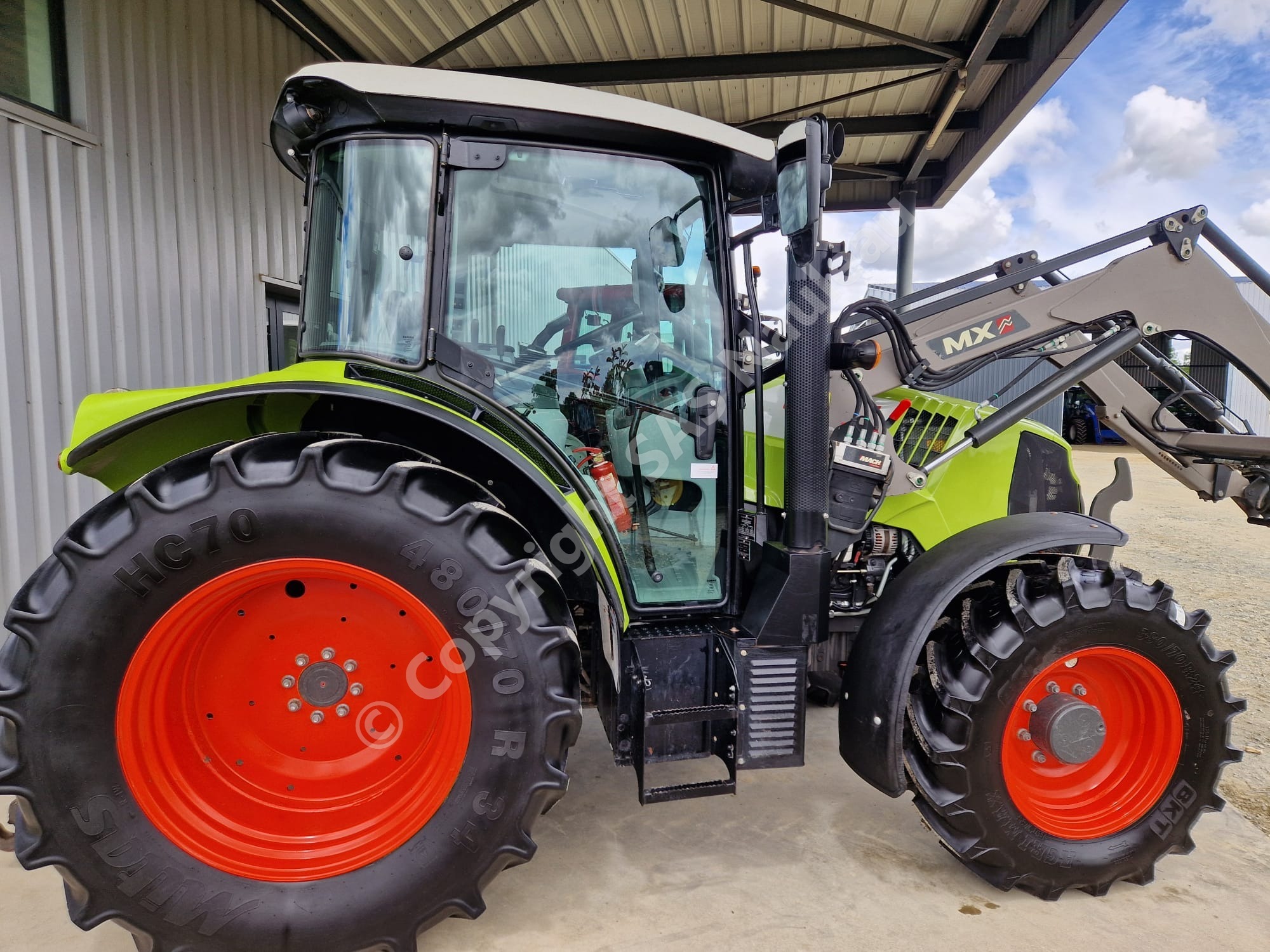 CLAAS ARION 420