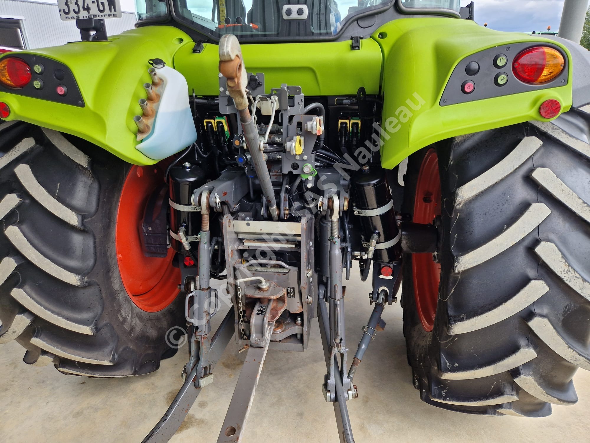 CLAAS ARION 420